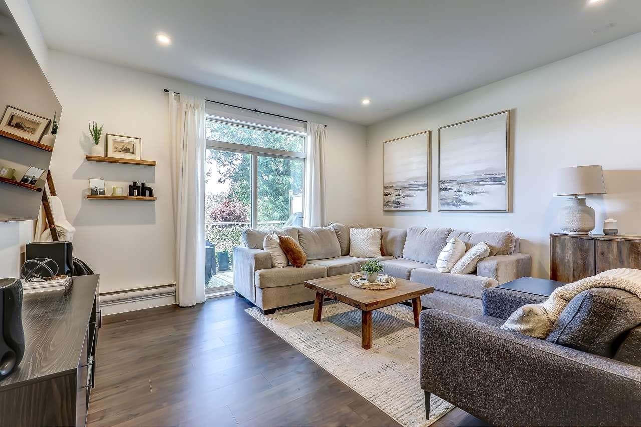 17 - 1708 King George Boulevard, Surrey, V4A 4Z8 — photo 3