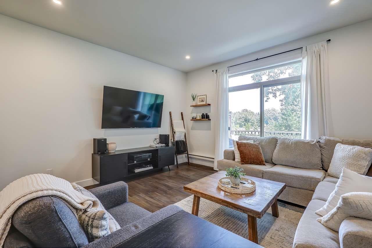 17 - 1708 King George Boulevard, Surrey, V4A 4Z8 — photo 4