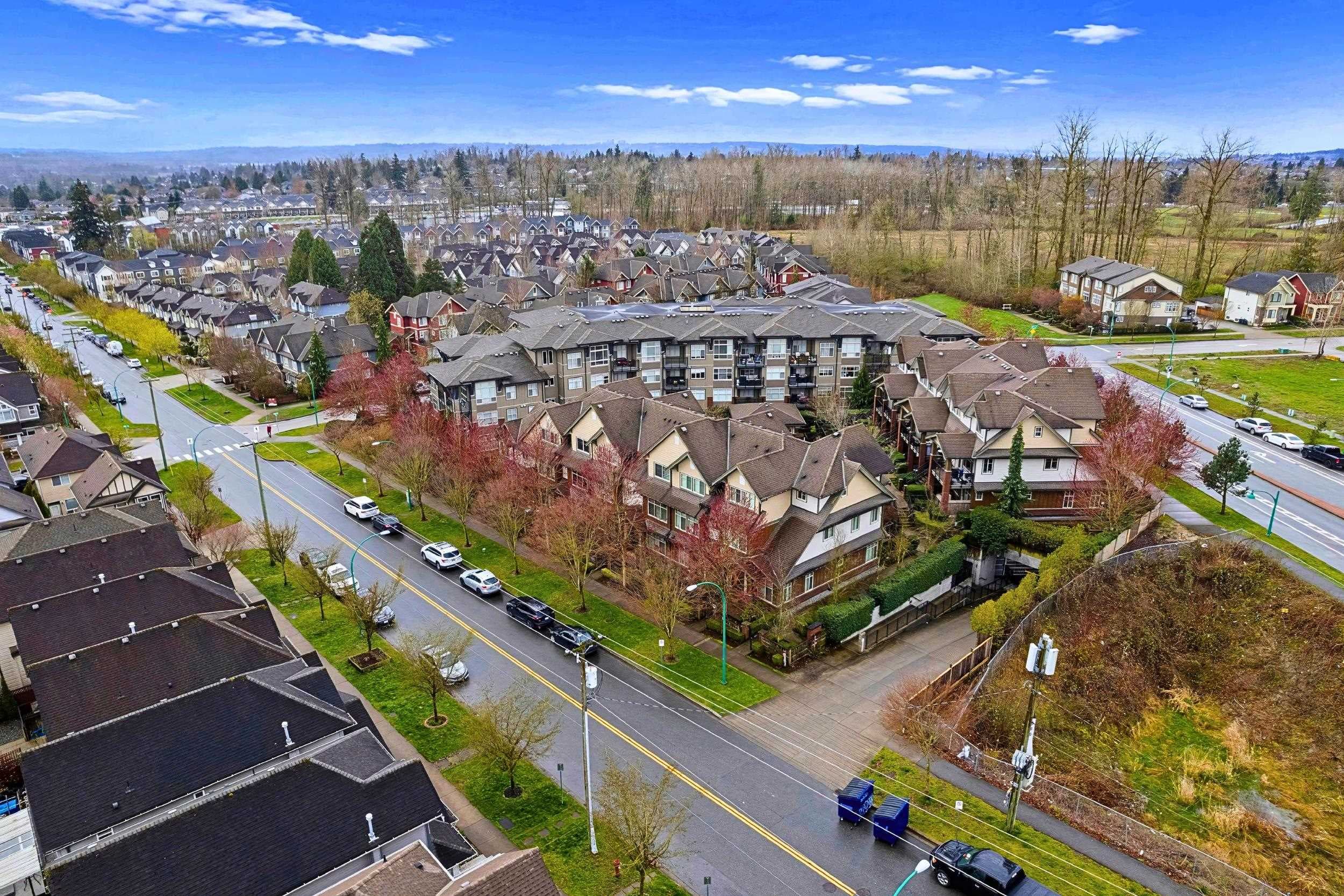 208 - 6655 192 Street, Surrey