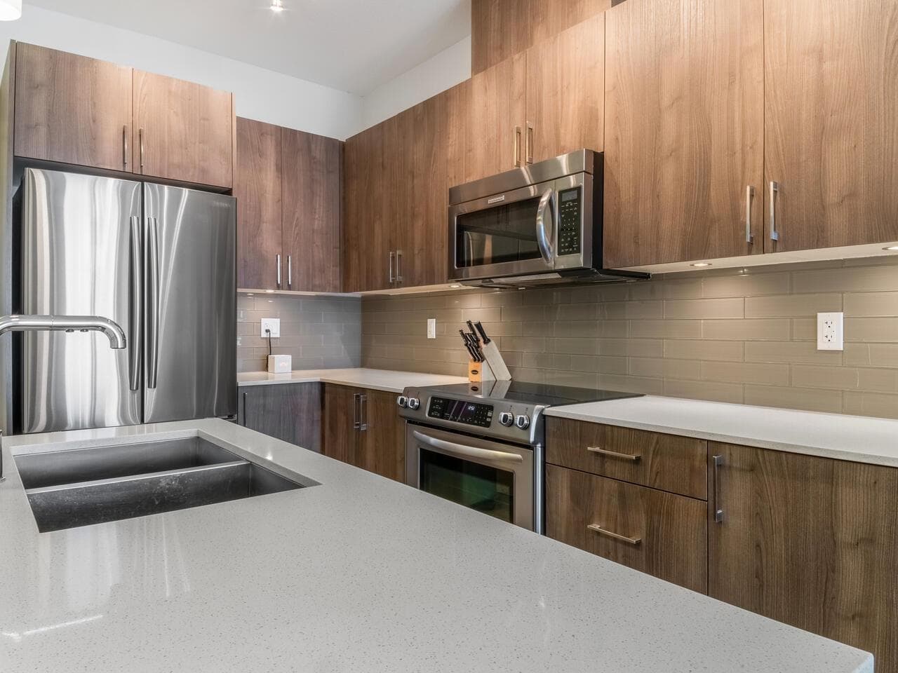 408 - 630 Como Lake Avenue, Coquitlam, V3J 0E4 — photo 5