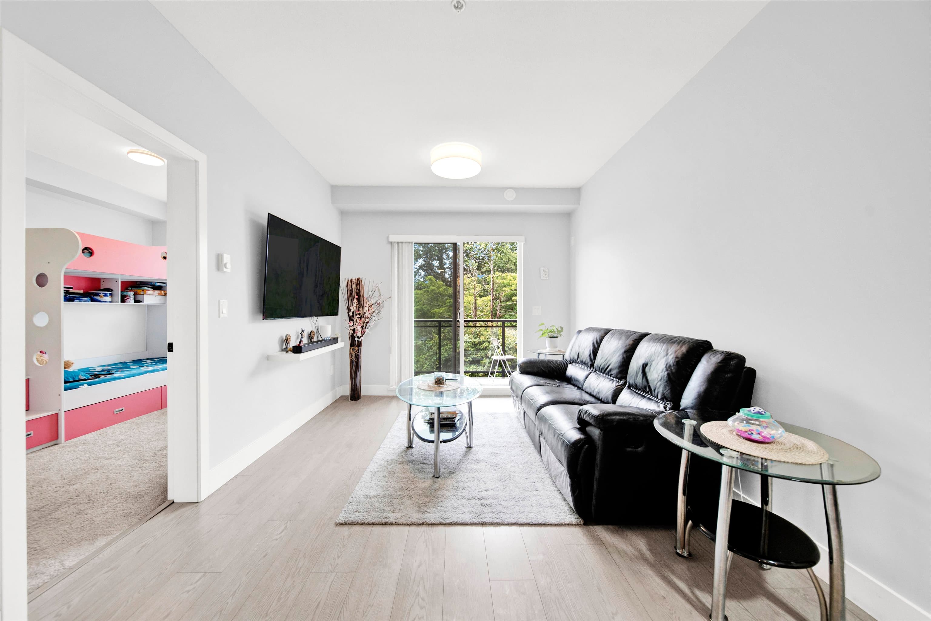 208 - 5486 199a Street, Langley, V3A 0N6 — photo 3