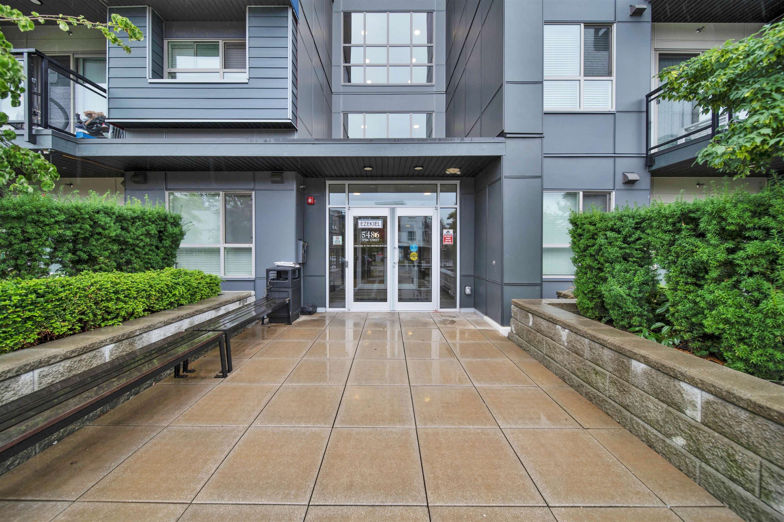 208 - 5486 199a Street, Langley, V3A 0N6 — photo 1