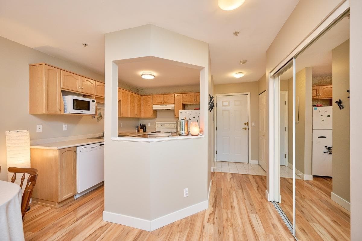 409 - 2615 Jane Street, Port Coquitlam, V3C 3K3 — photo 3