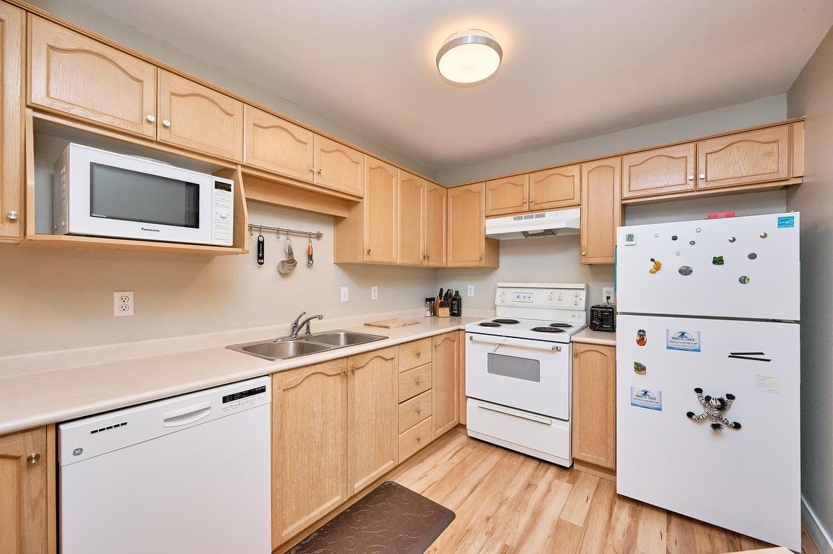 409 - 2615 Jane Street, Port Coquitlam, V3C 3K3 — photo 5