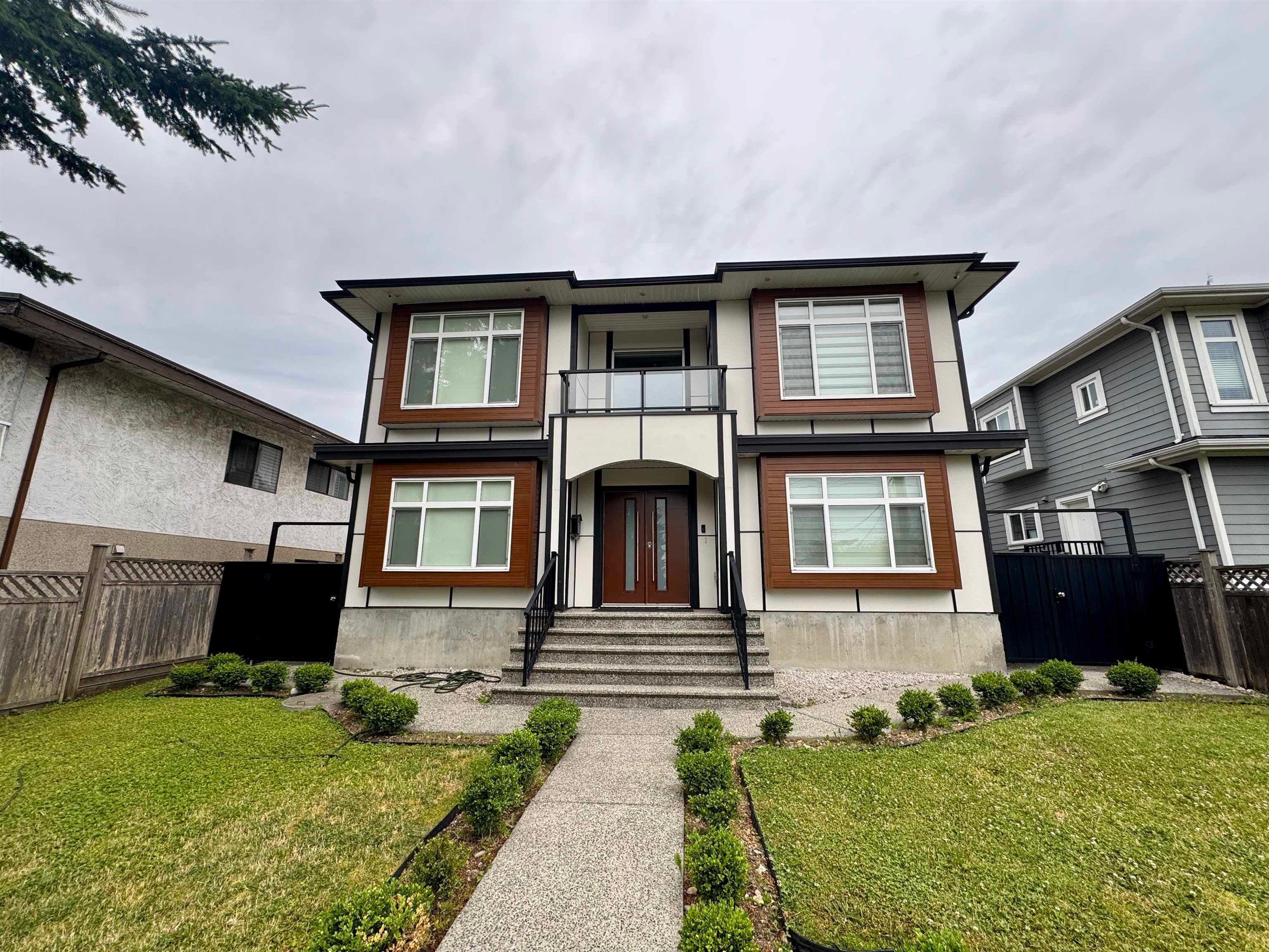 8175 10th Avenue, Burnaby