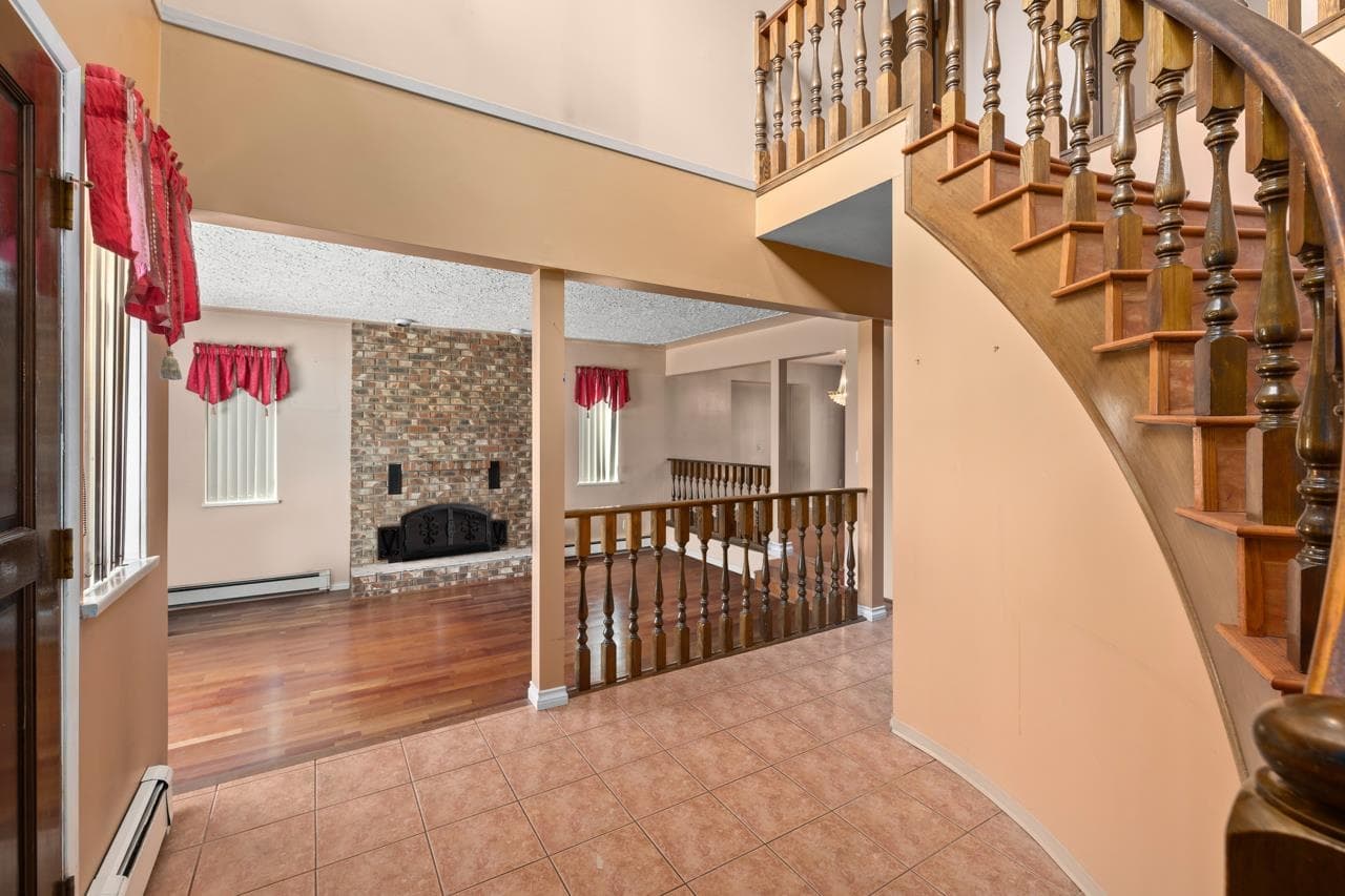 959 Dansey Avenue, Coquitlam, V3K 3G8 — photo 4