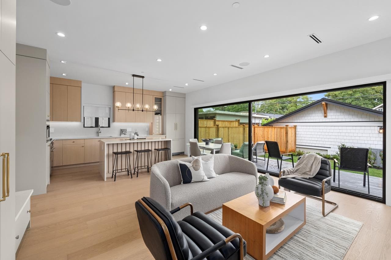 2 - 2247 Parker Street, Vancouver, V5L 2L8 — photo 3