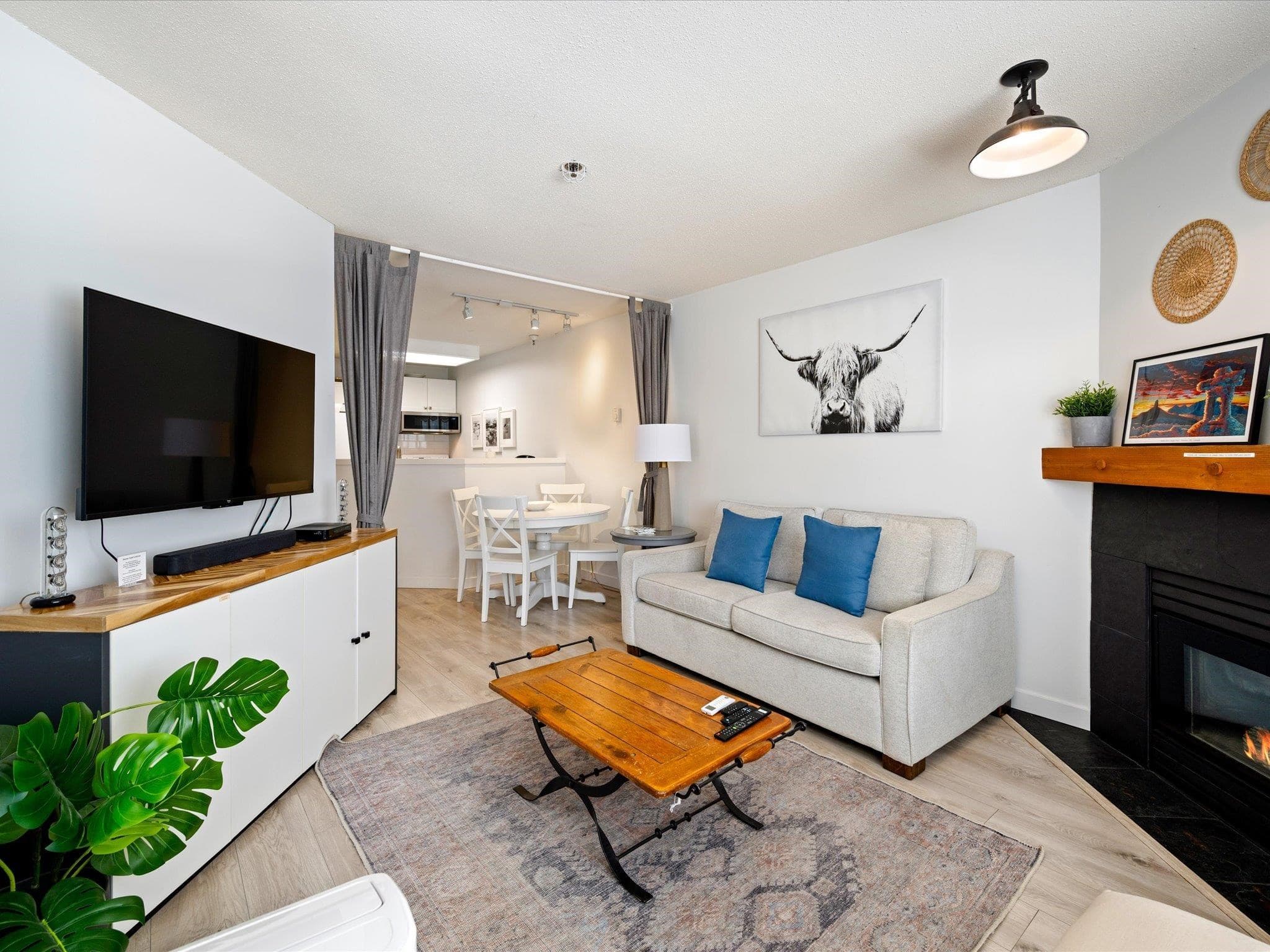 253 - 4340 Lorimer Road, Whistler, V8E 1A5 — photo 2