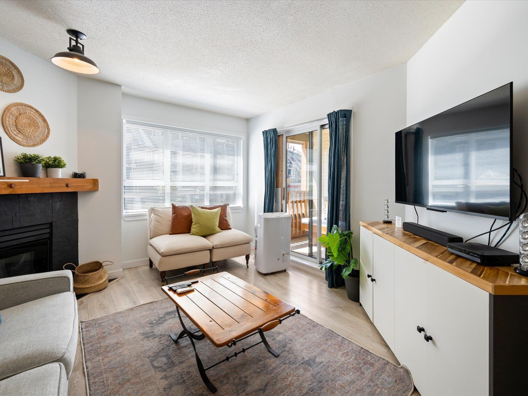253 - 4340 Lorimer Road, Whistler, V8E 1A5 — photo 4
