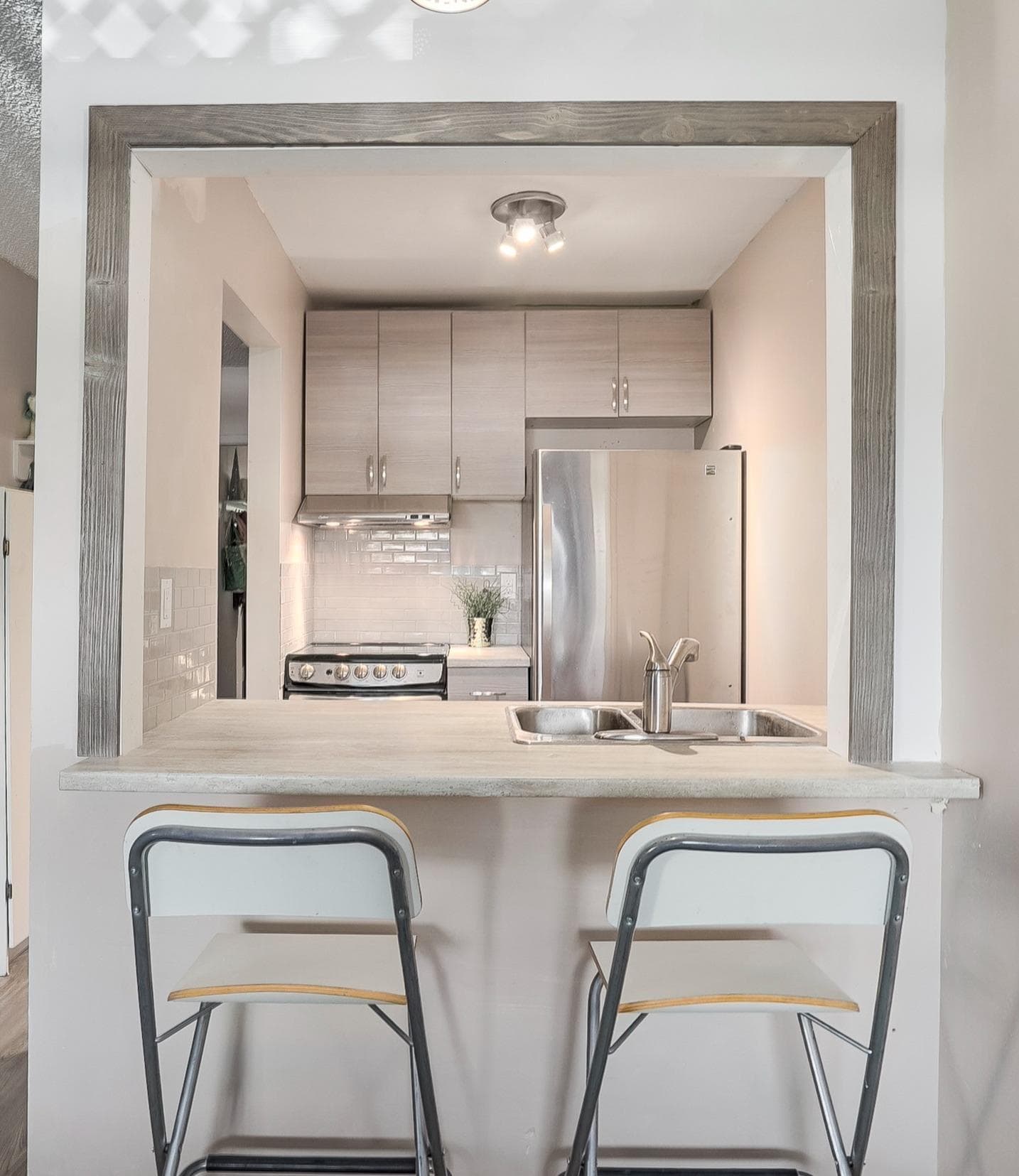 102 - 2234 Prince Albert Street, Vancouver, V5T 4K9 — photo 4