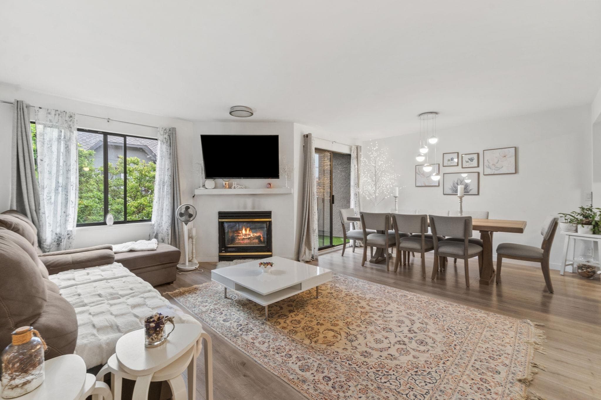 23 - 2133 St. Georges Avenue, North Vancouver