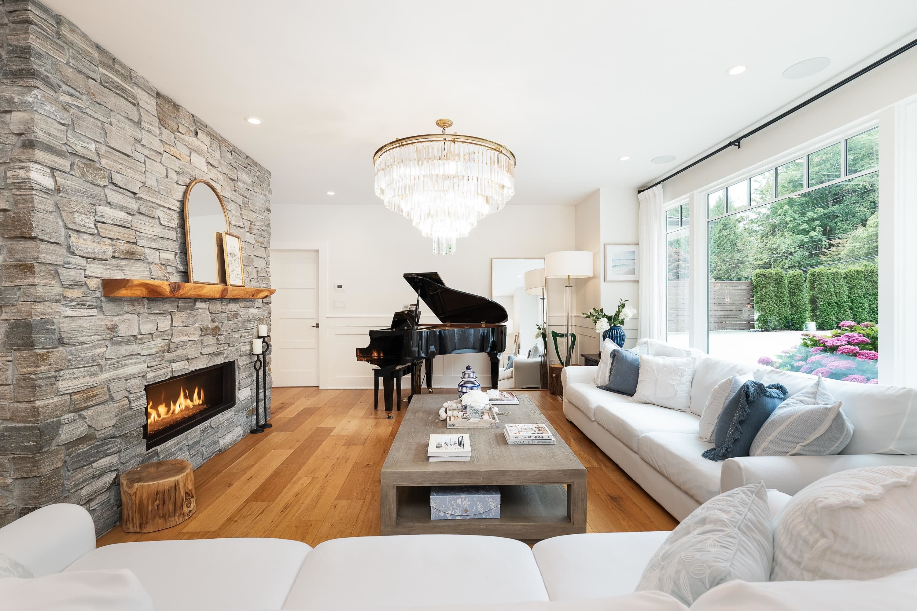 4710 Caulfeild Drive, West Vancouver, V7W 1G2 — photo 3
