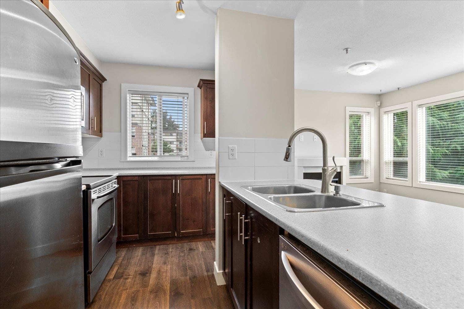107 - 46289 Yale Road, Chilliwack, V2P 0B9 — photo 5