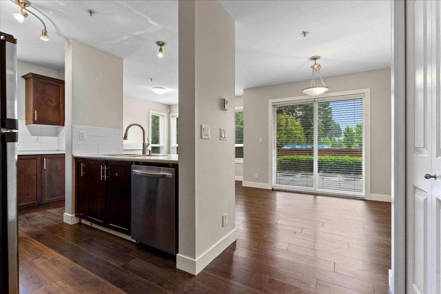 107 - 46289 Yale Road, Chilliwack, V2P 0B9 — photo 4