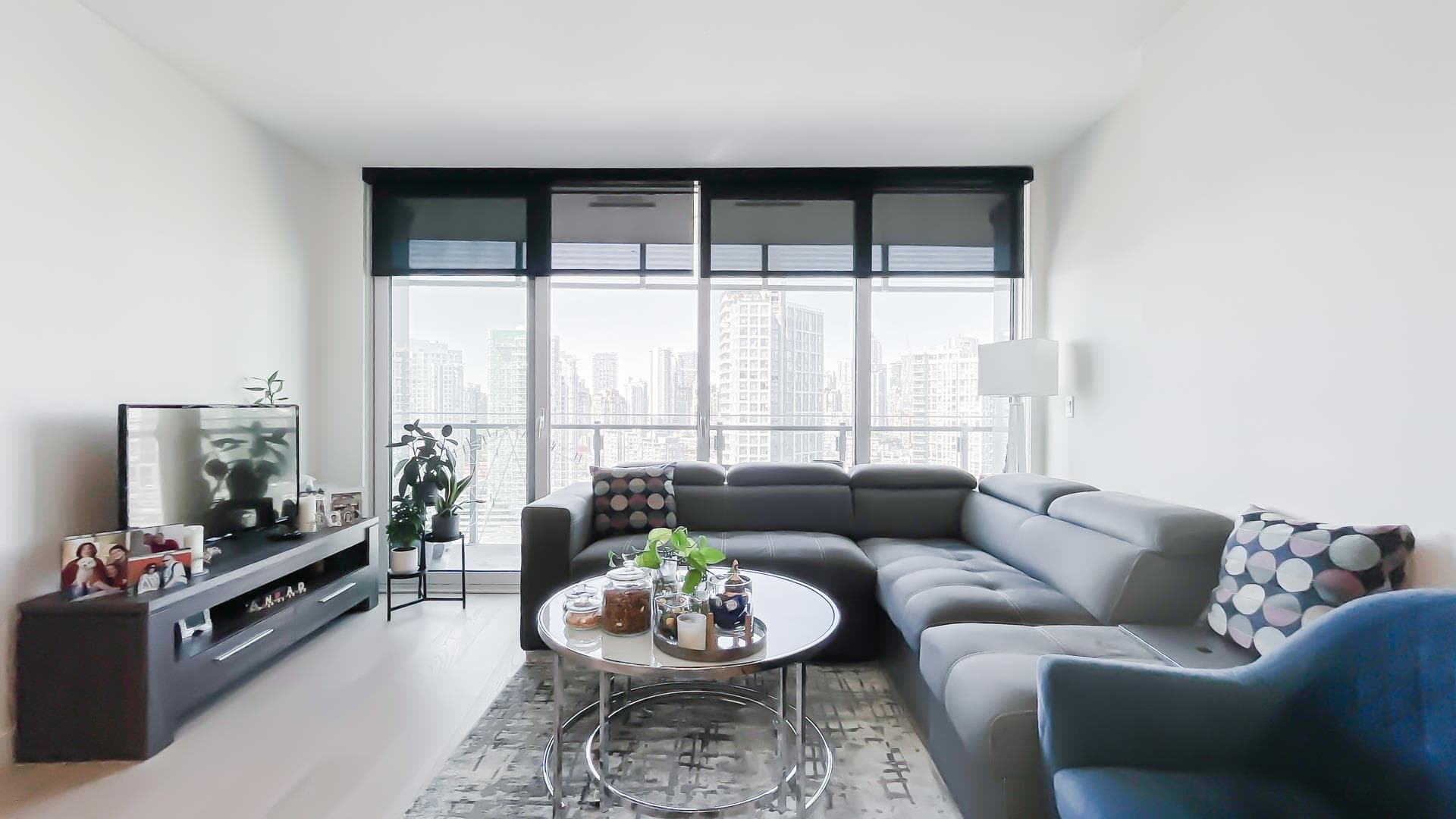 2220 - 89 Nelson Street, Vancouver, V6Z 0E7 — photo 4