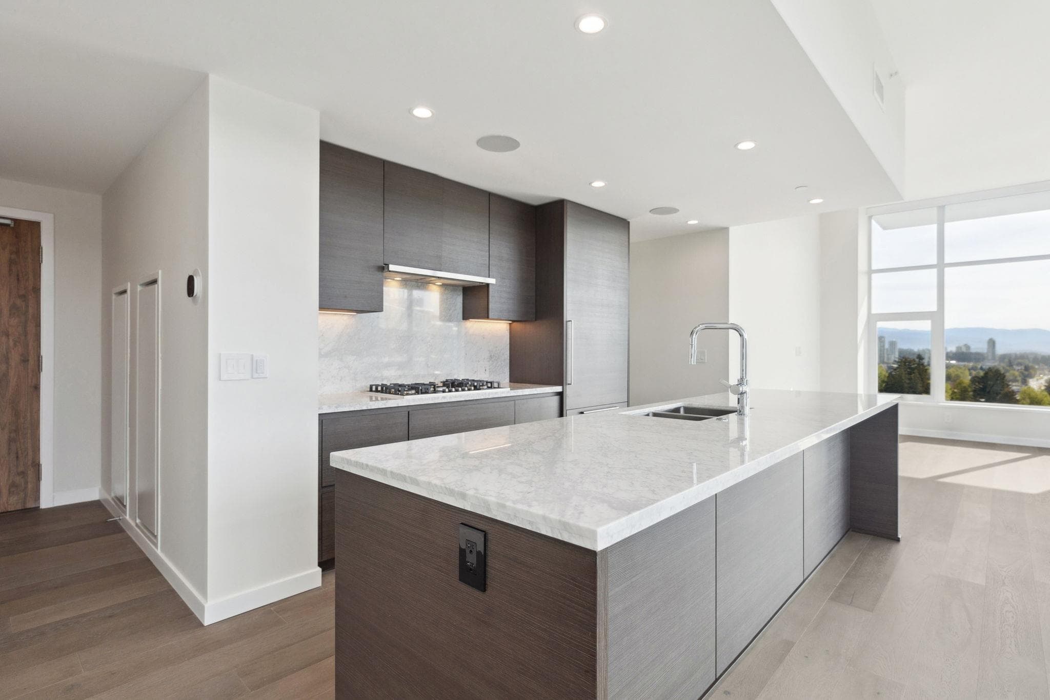 2602 - 305 Morrissey Road, Port Moody, V3H 0M3 — photo 3