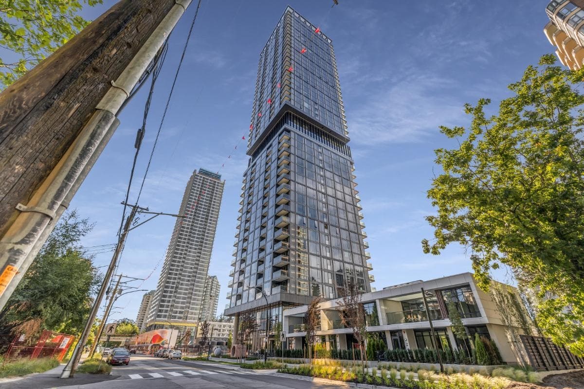 3305 - 5987 Wilson Avenue, Burnaby, V5H 0L7 — photo 2