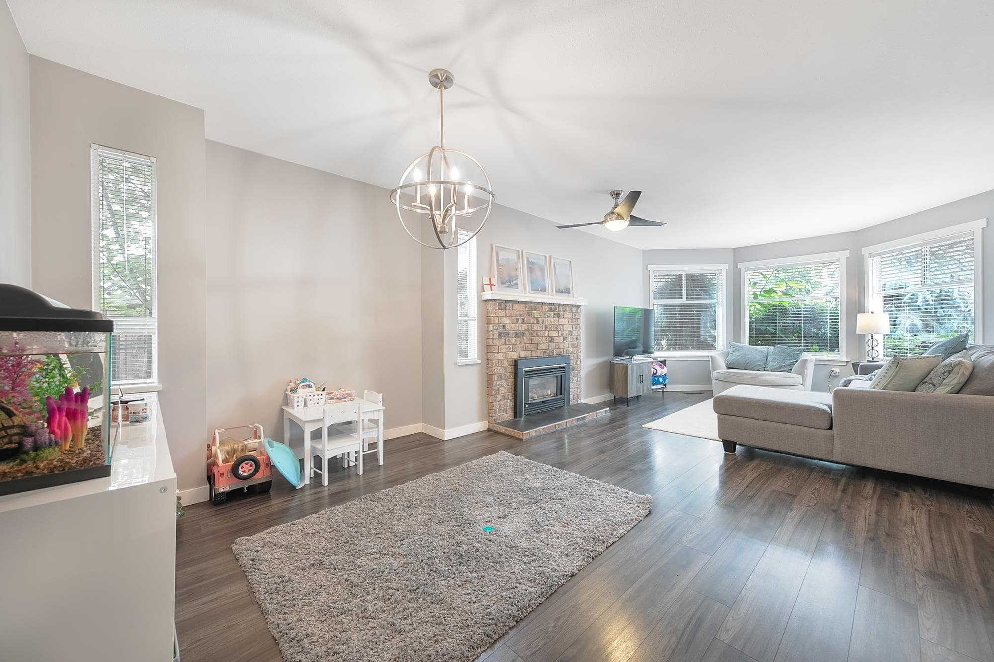 9286 212 Street, Langley, V1M 2B5 — photo 5