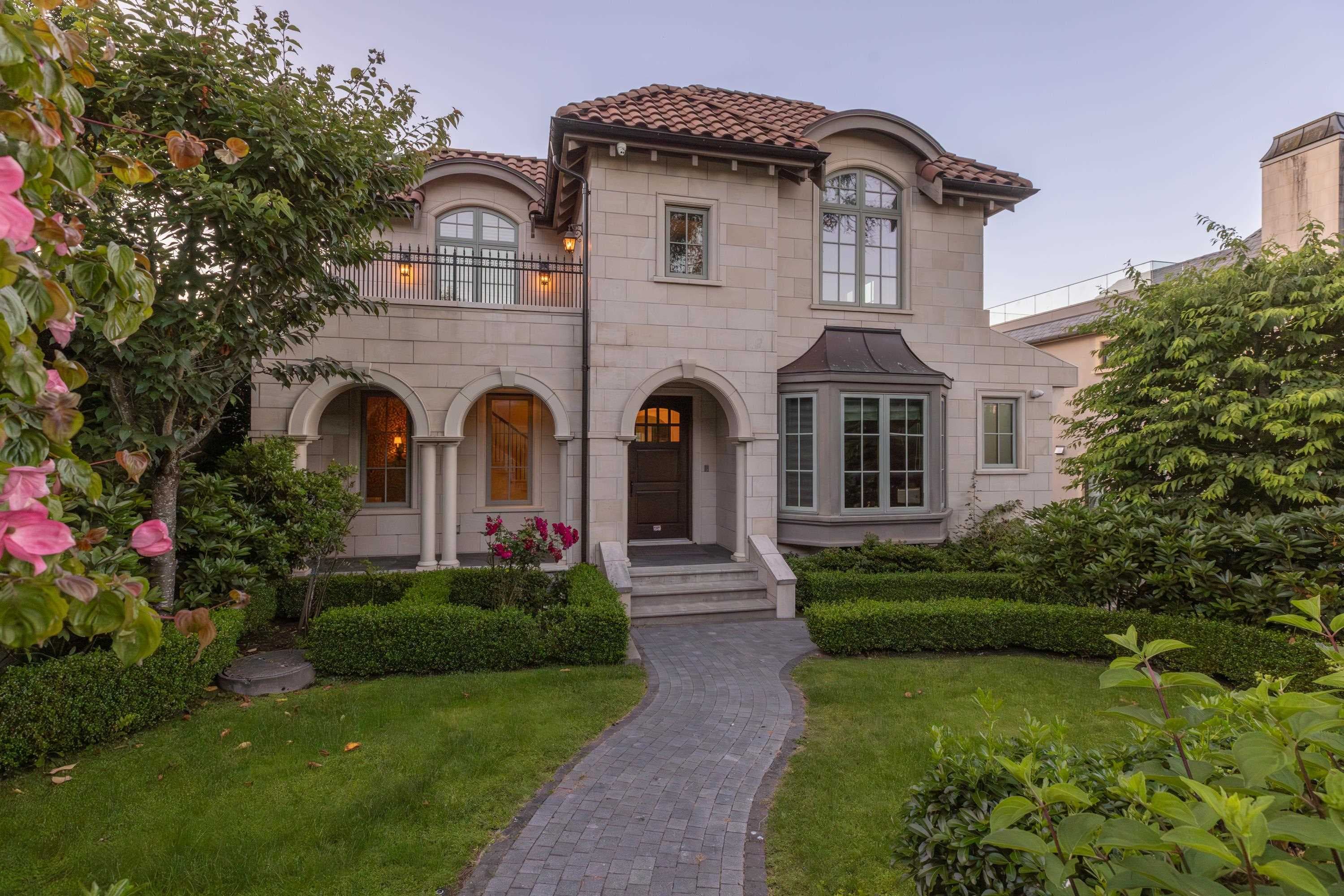 4651 Simpson Avenue, Vancouver