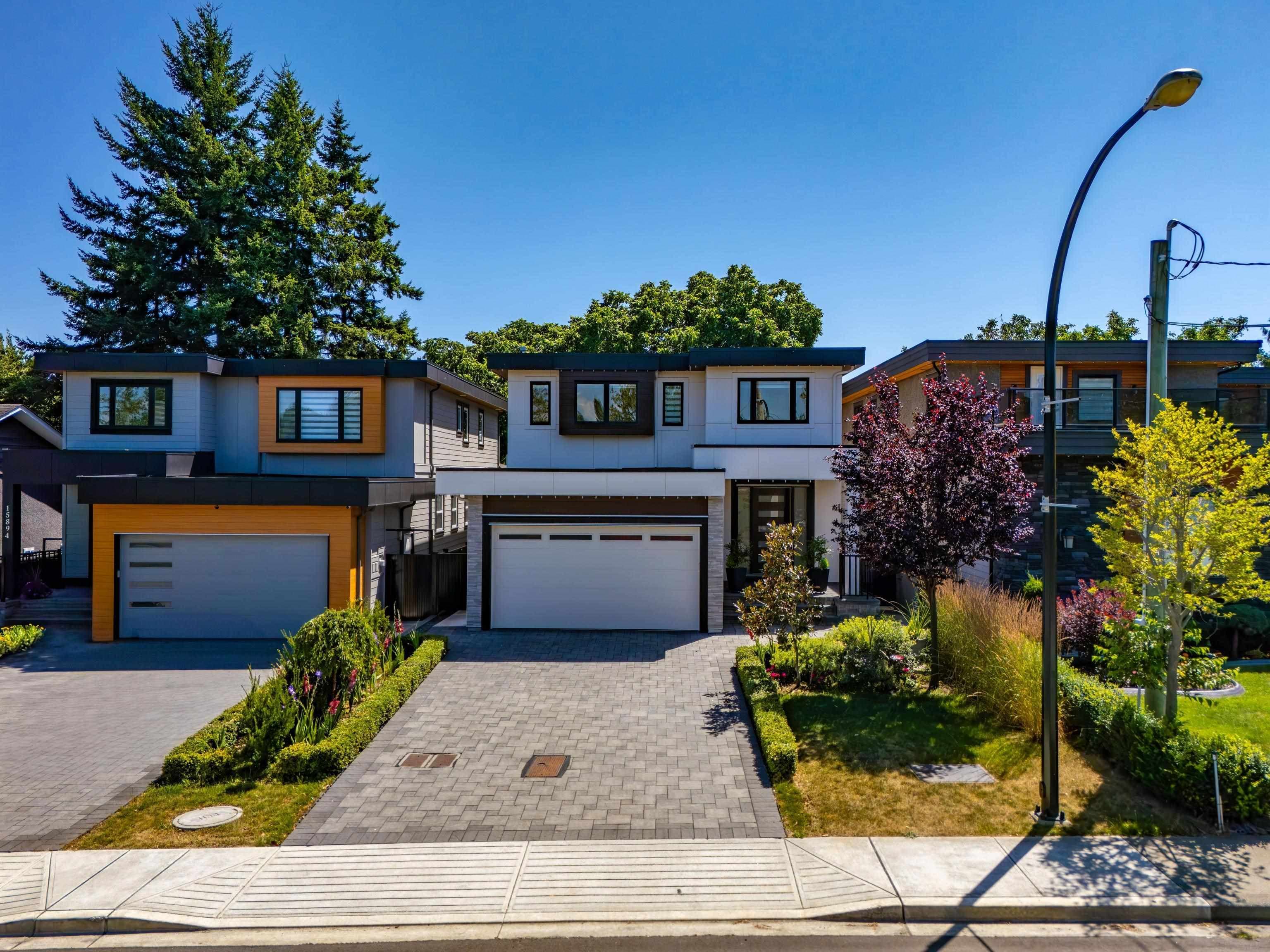 15890 Roper Avenue, White Rock