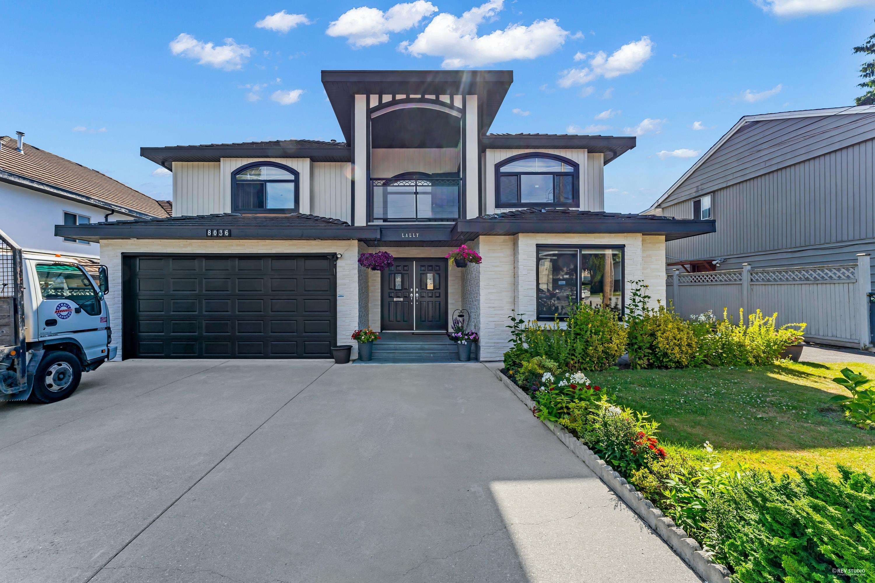8036 133a Street, Surrey, V3W 4R5 — photo 2