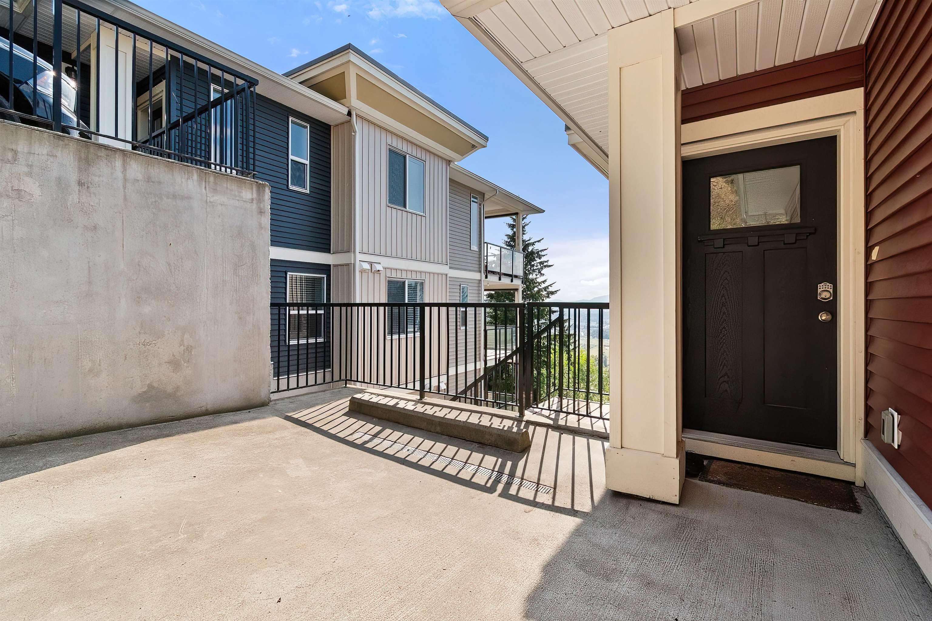 137 - 6026 Lindeman Street, Chilliwack, V2R 0W1 — photo 2
