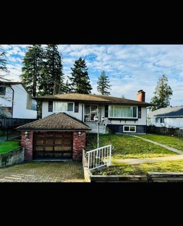 9889 118b Street, Surrey