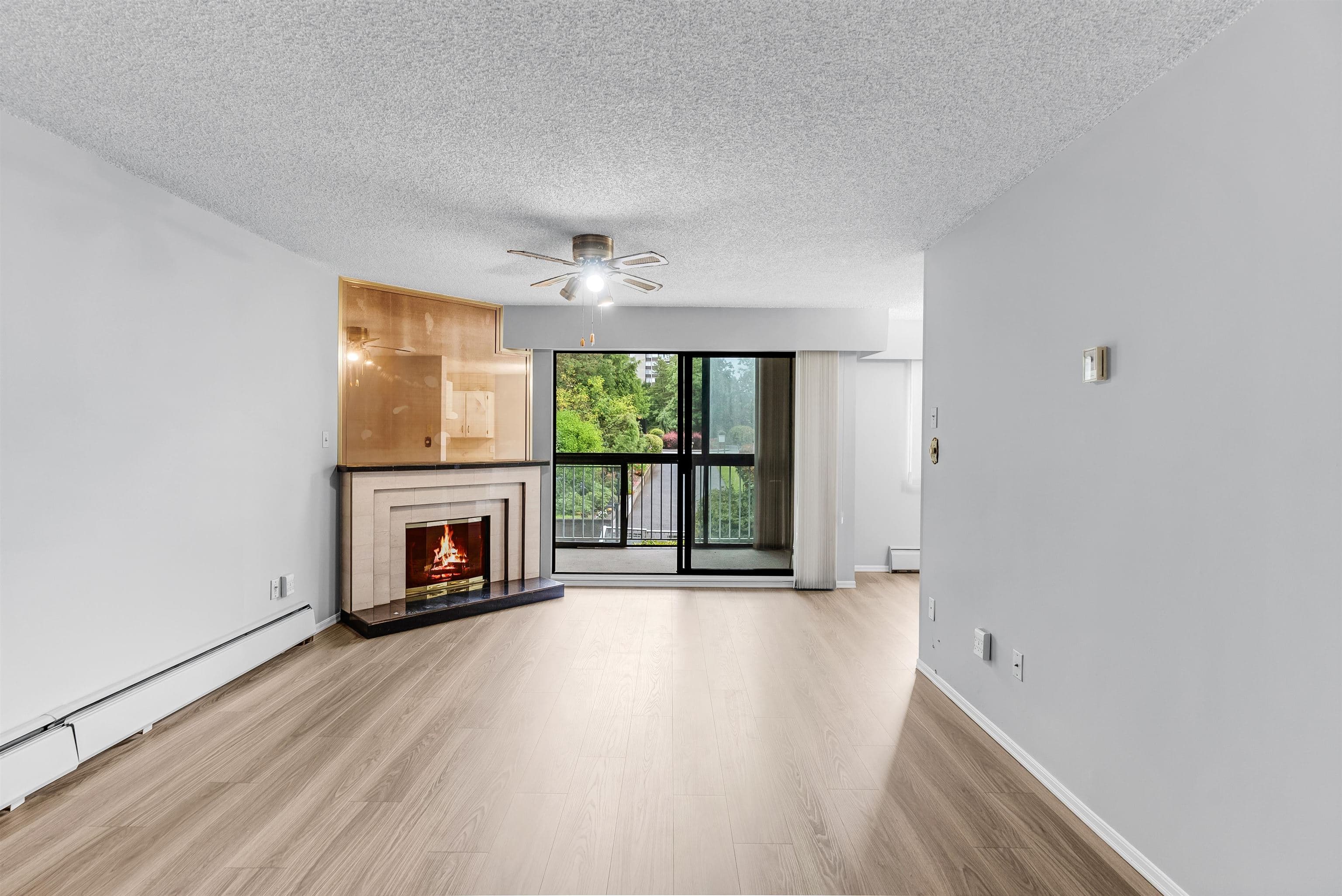 217 - 3901 Carrigan Court, Burnaby, V3N 4K1 — photo 5