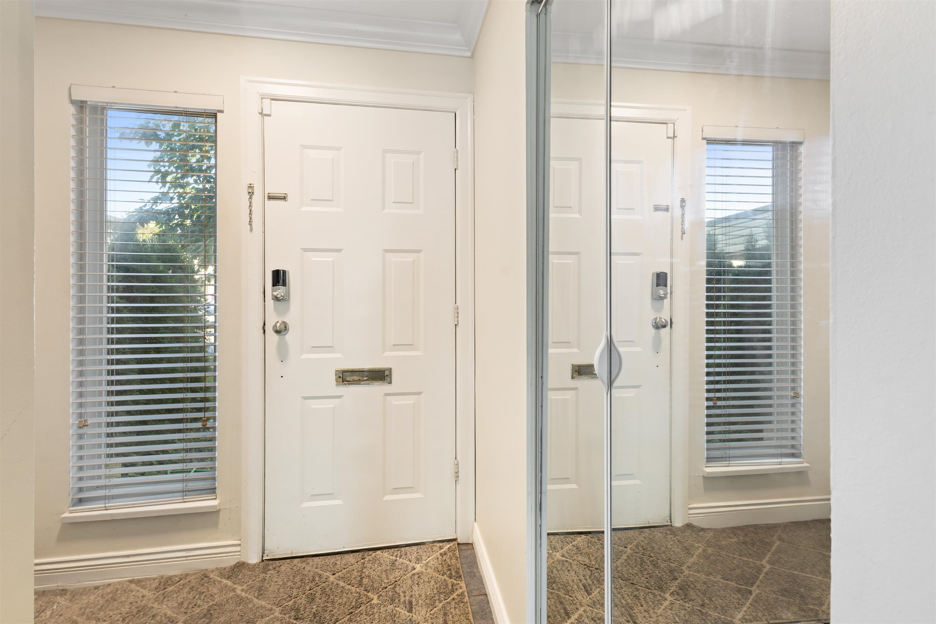 183 - 32550 Maclure Road, Abbotsford, V2T 4N3 — photo 3
