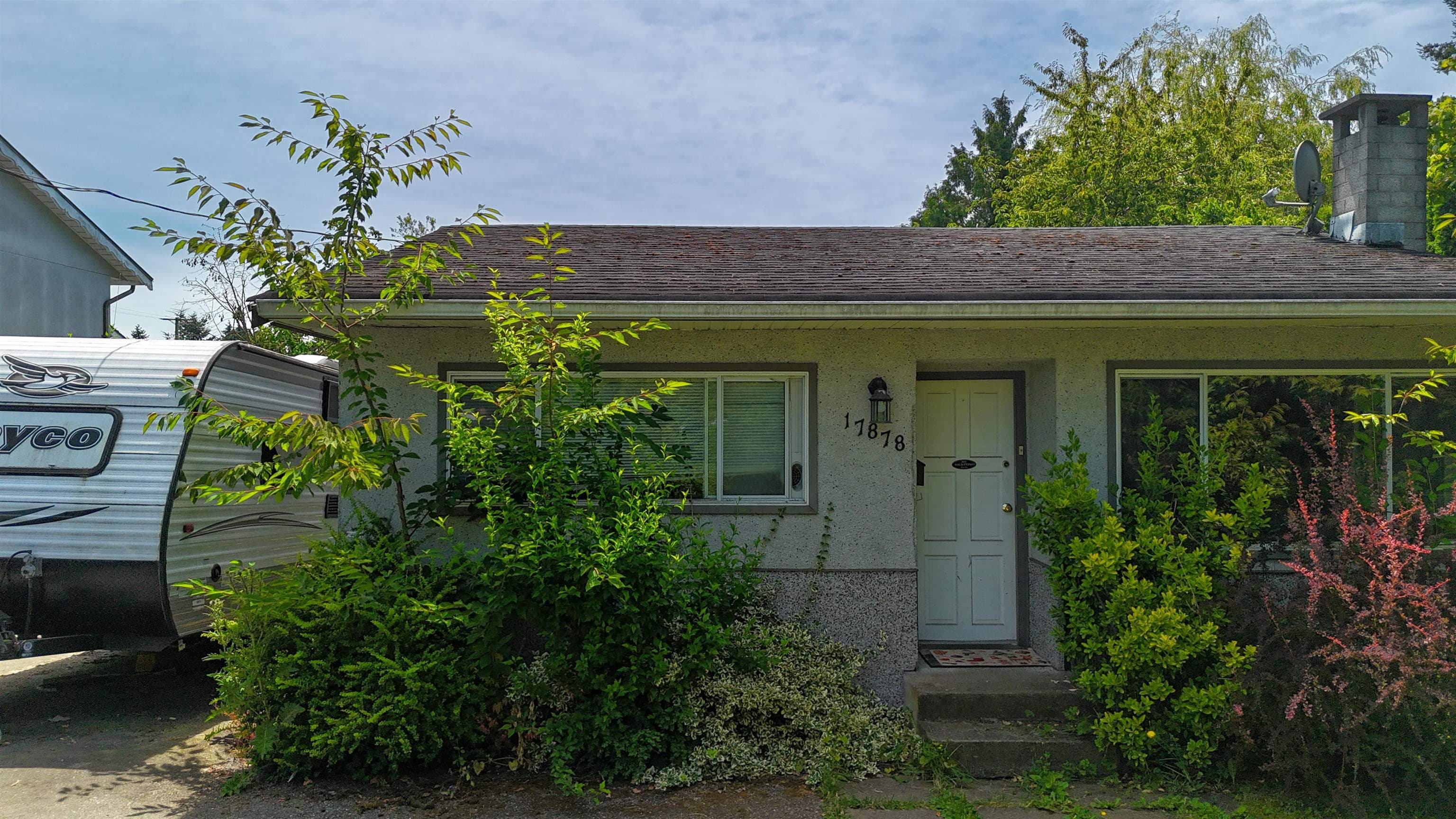 17878 60 Avenue, Surrey, V3S 1V4 — photo 2