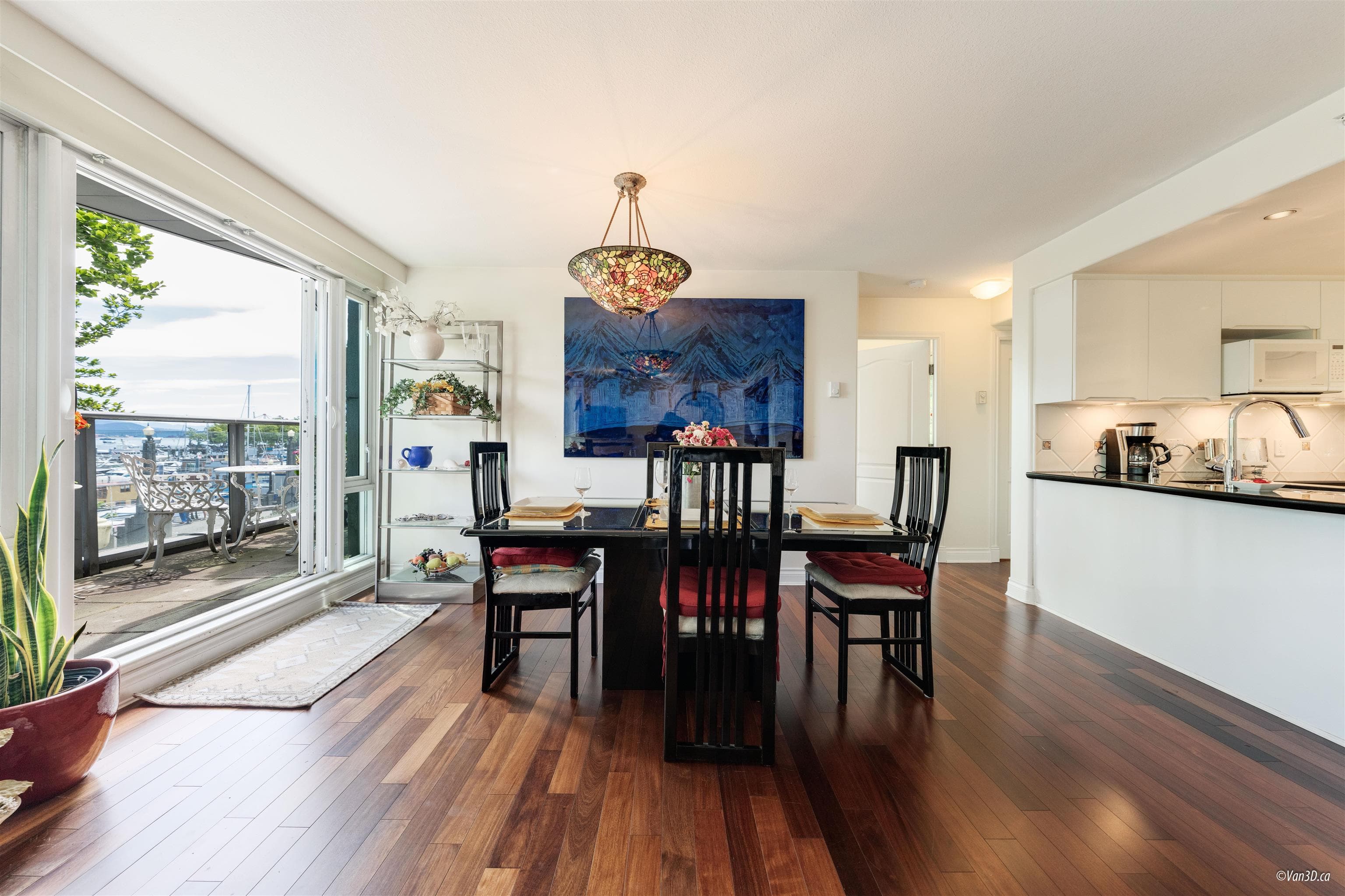 201 1520 Coal Harbour Quay, Vancouver, V6G 3G1 — photo 2