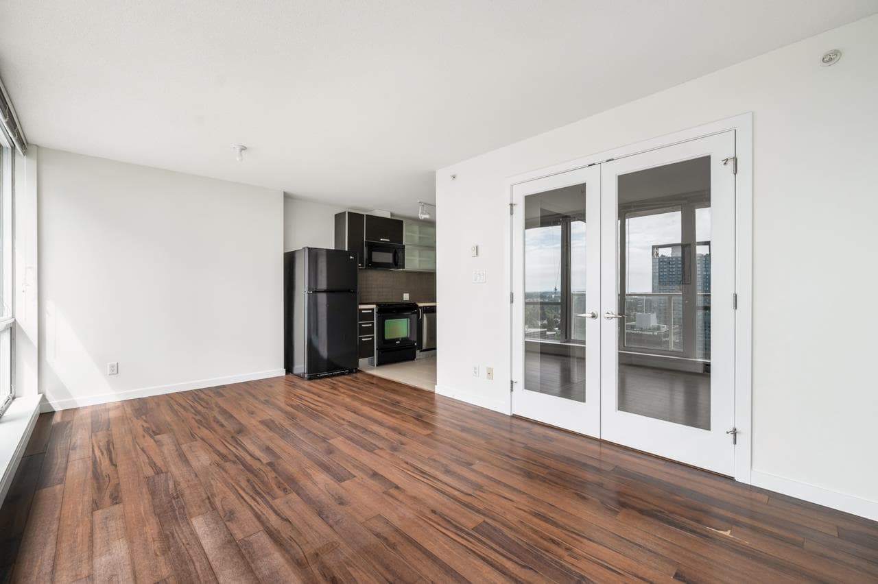 3201 - 13688 100 Avenue, Surrey, V3T 0G5 — photo 5