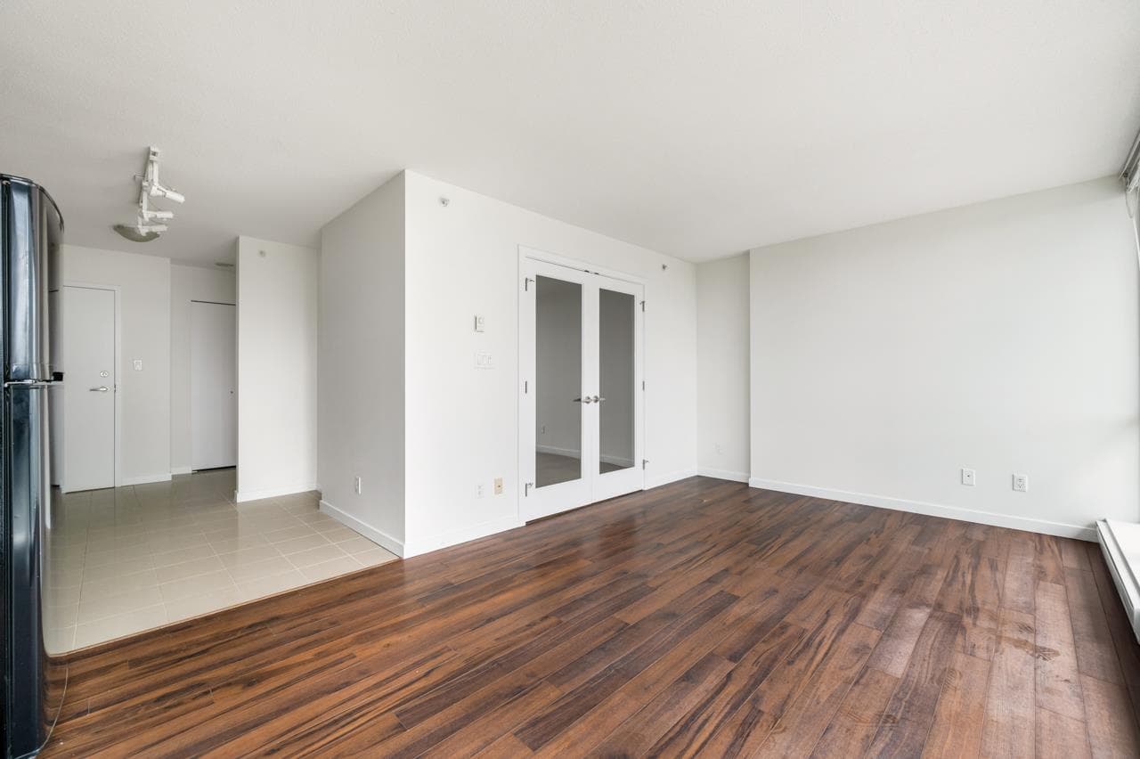 3201 - 13688 100 Avenue, Surrey, V3T 0G5 — photo 4