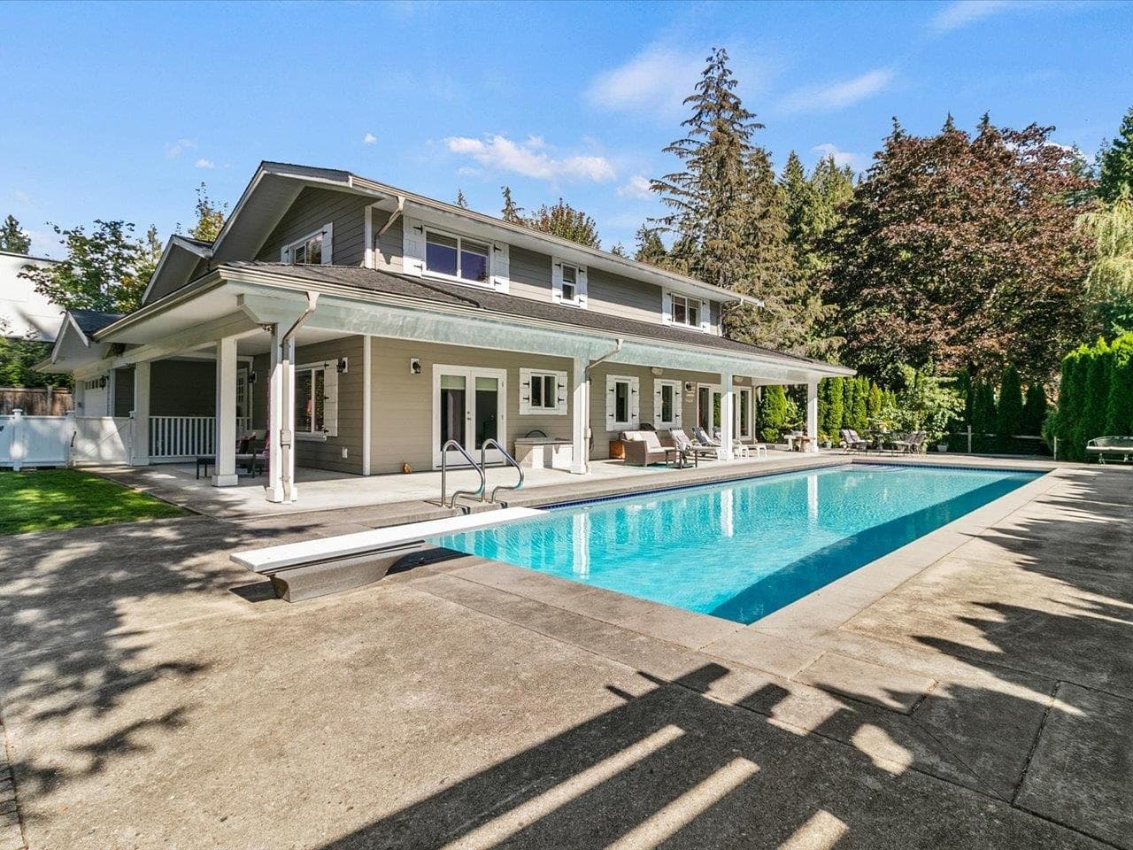 320 Moyne Drive, West Vancouver