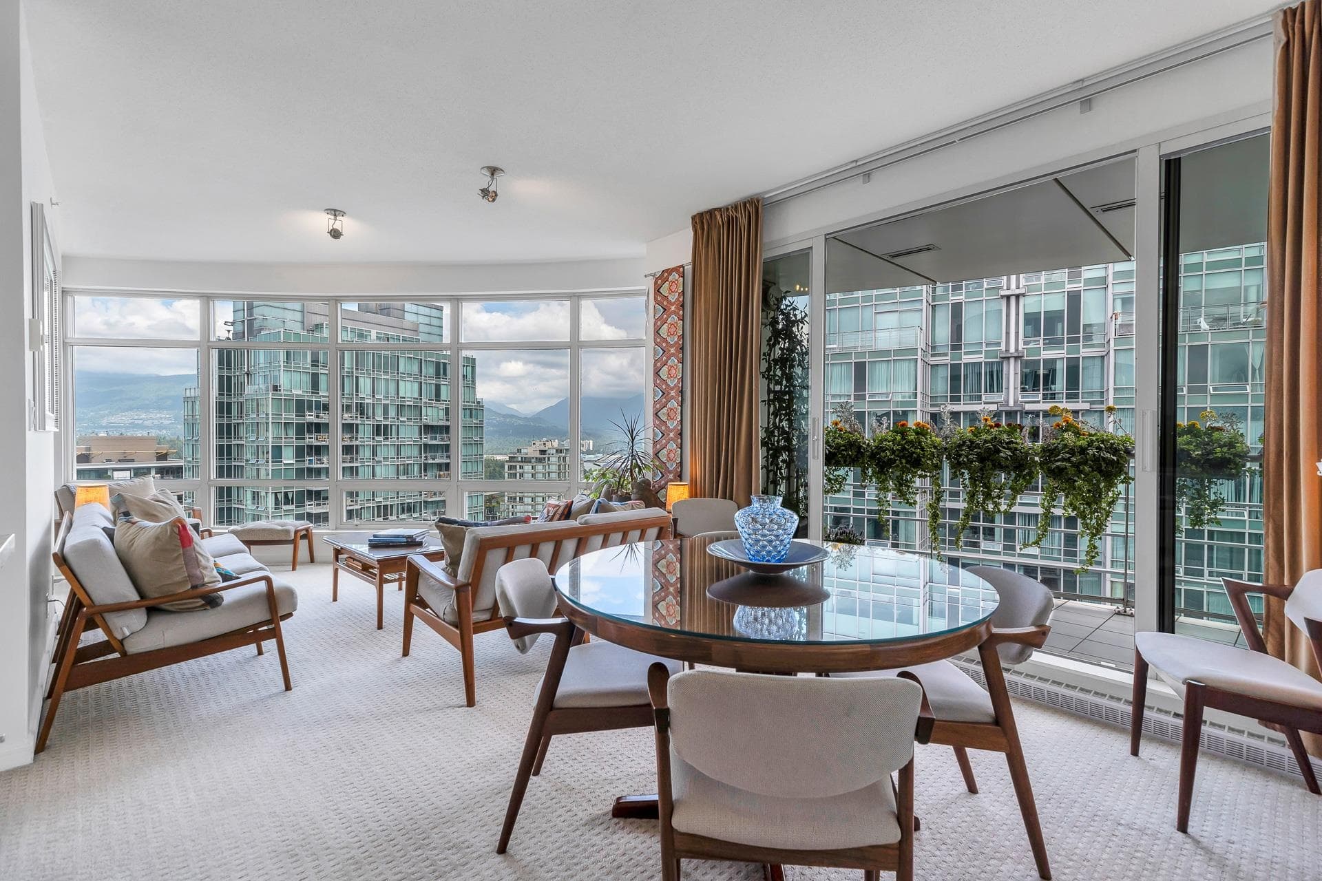3003 - 1200 Alberni Street, Vancouver, V6E 1A6 — photo 2