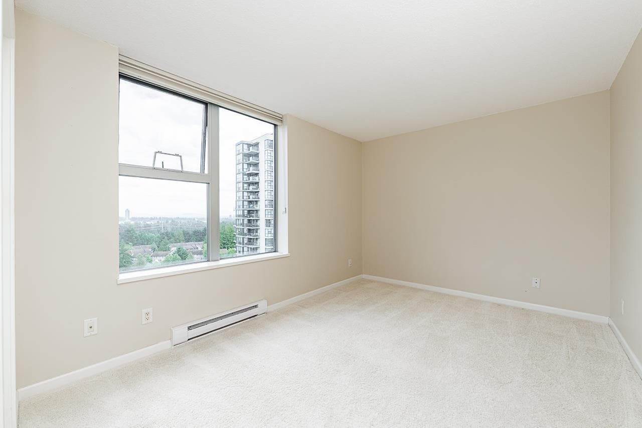 2202 - 290 Newport Drive, Port Moody, V3H 5N2 — photo 4