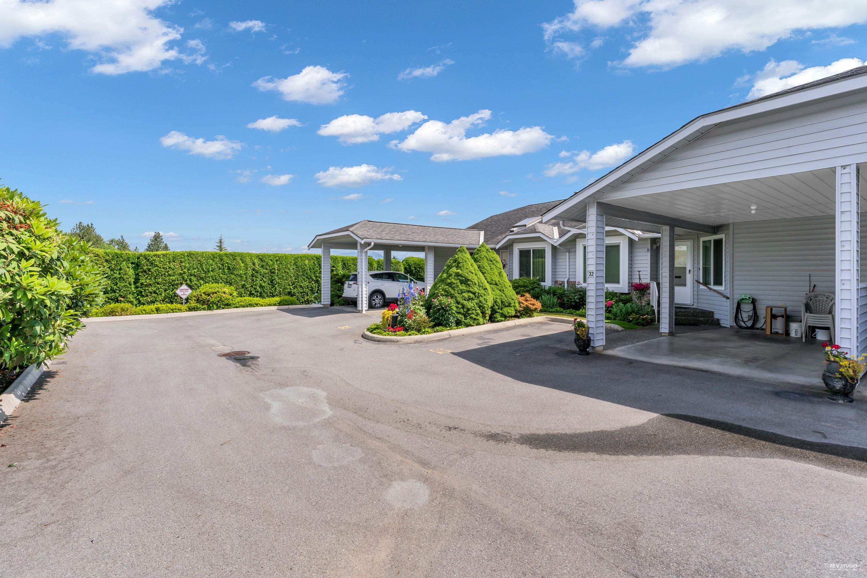 32 - 2989 Trafalgar Street, Abbotsford, V2S 7X9 — photo 2