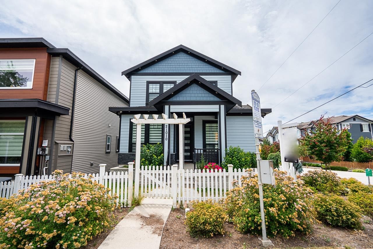21010 72 Avenue, Langley, V2Y 2R6 — photo 2