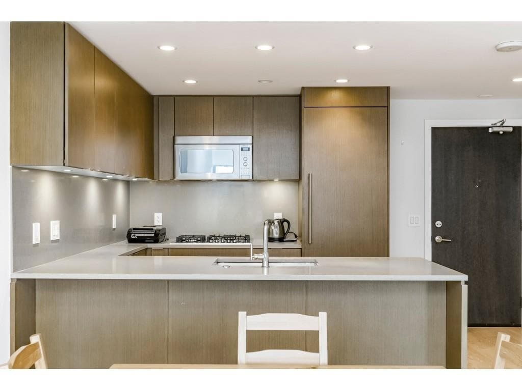 1401 - 112 E 13th Street, North Vancouver, V7L 0E4 — photo 5