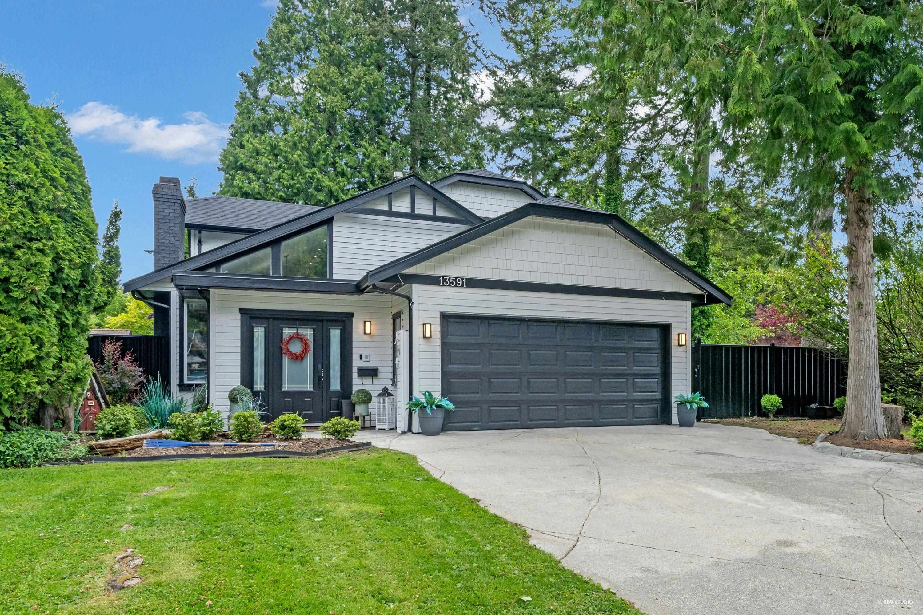 13591 19 Avenue, Surrey