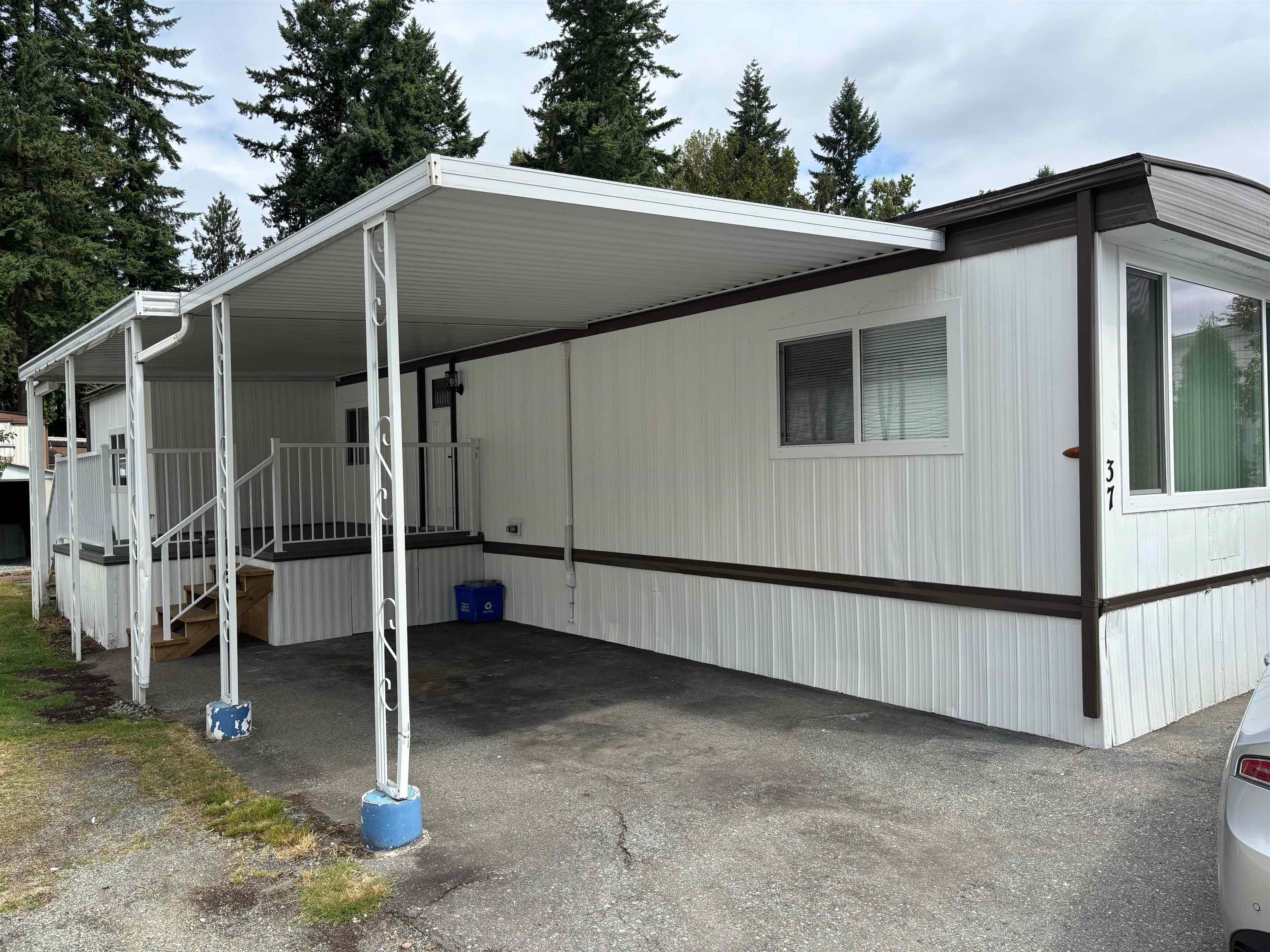 37 - 9080 198th Street, Langley