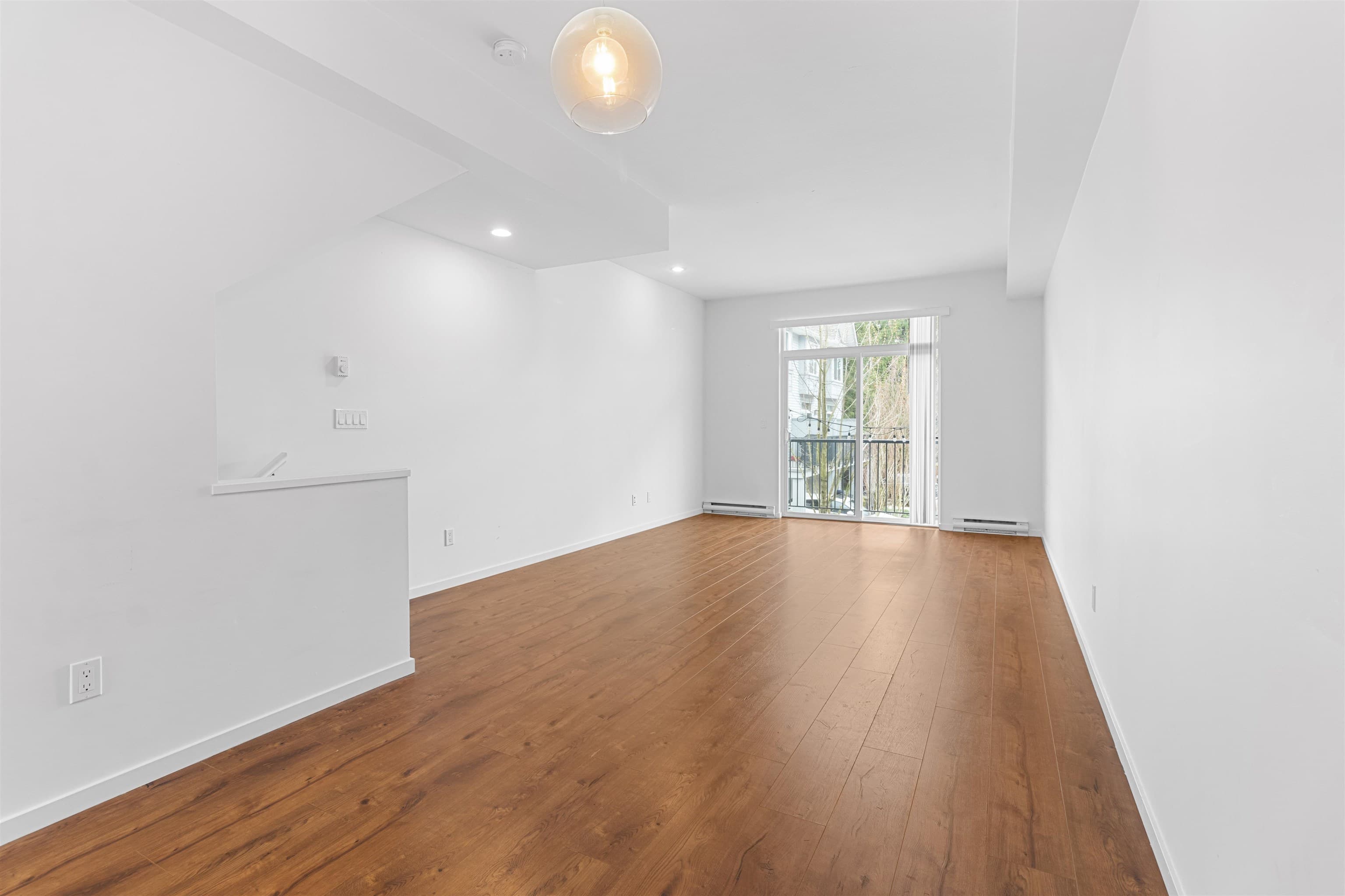 106 - 5858 142 Street, Surrey, V3X 0H2 — photo 4