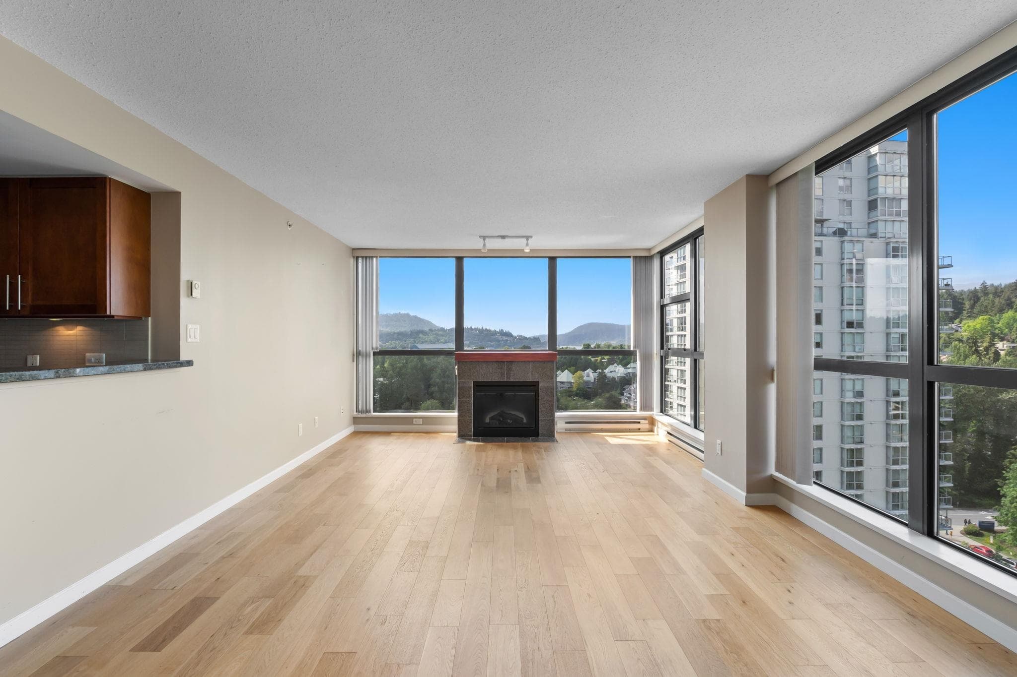 1206 - 288 Ungless Way, Port Moody, V3H 0C9 — photo 2