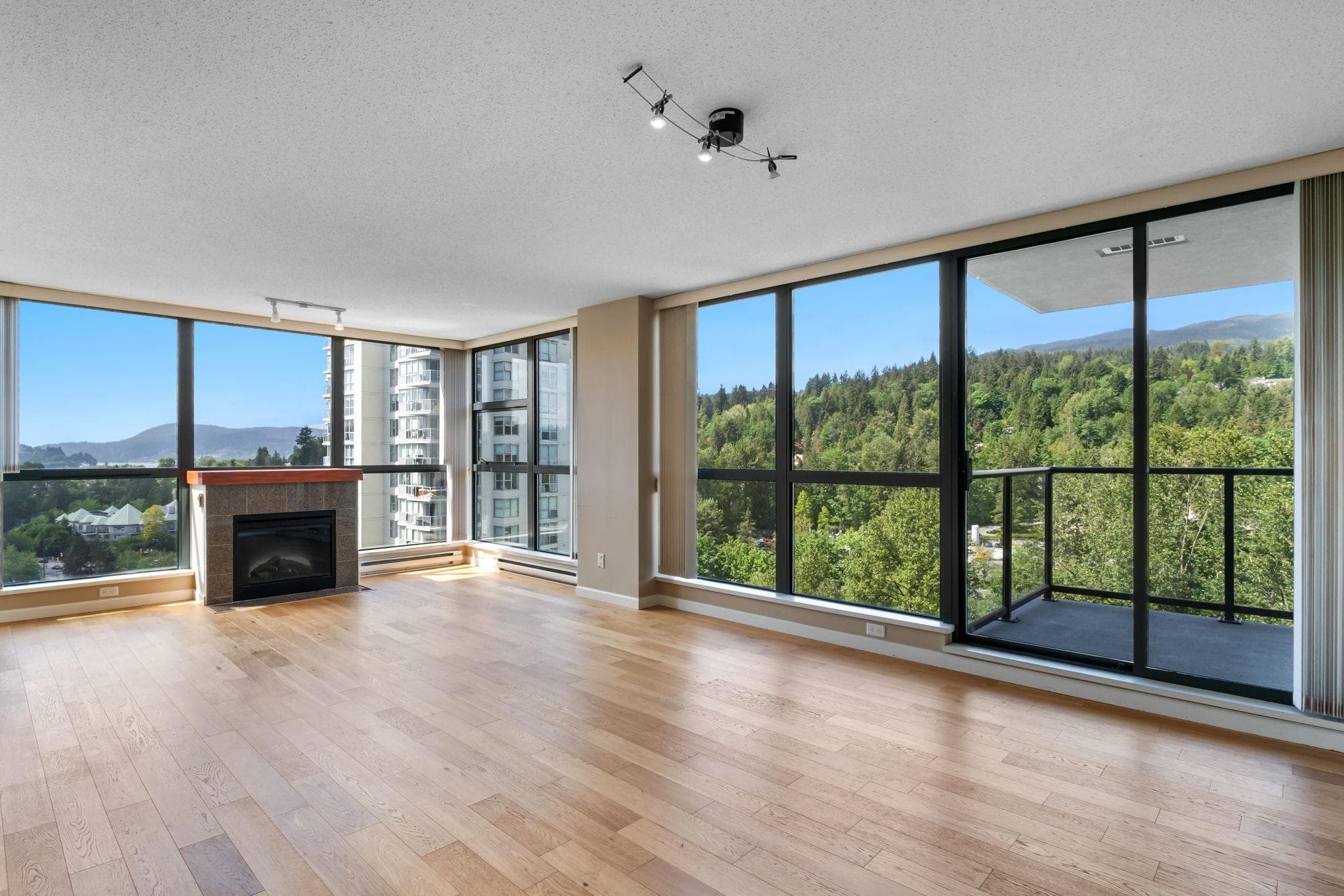 1206 - 288 Ungless Way, Port Moody, V3H 0C9 — photo 3