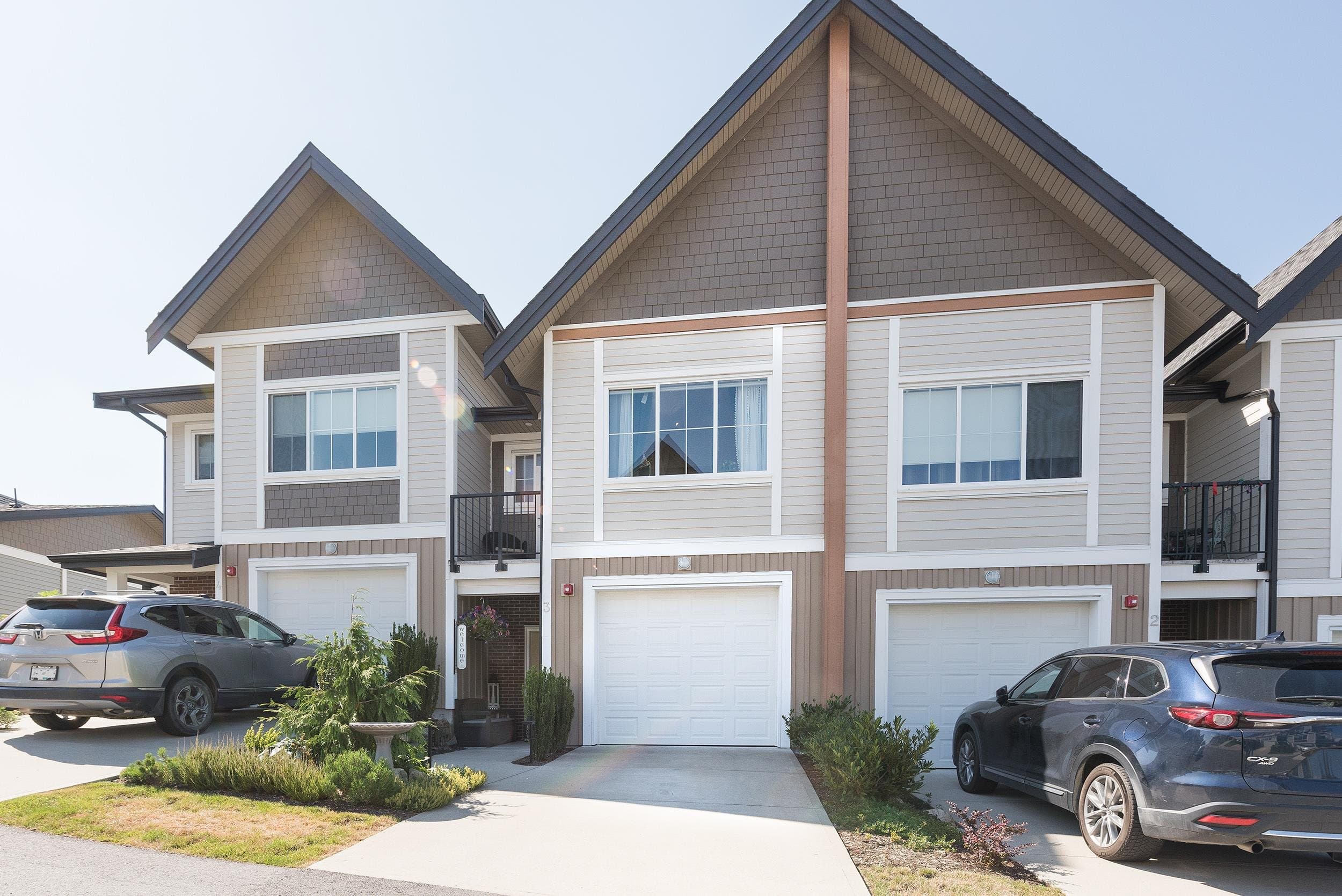 3 - 1928 Woodside Boulevard, Agassiz