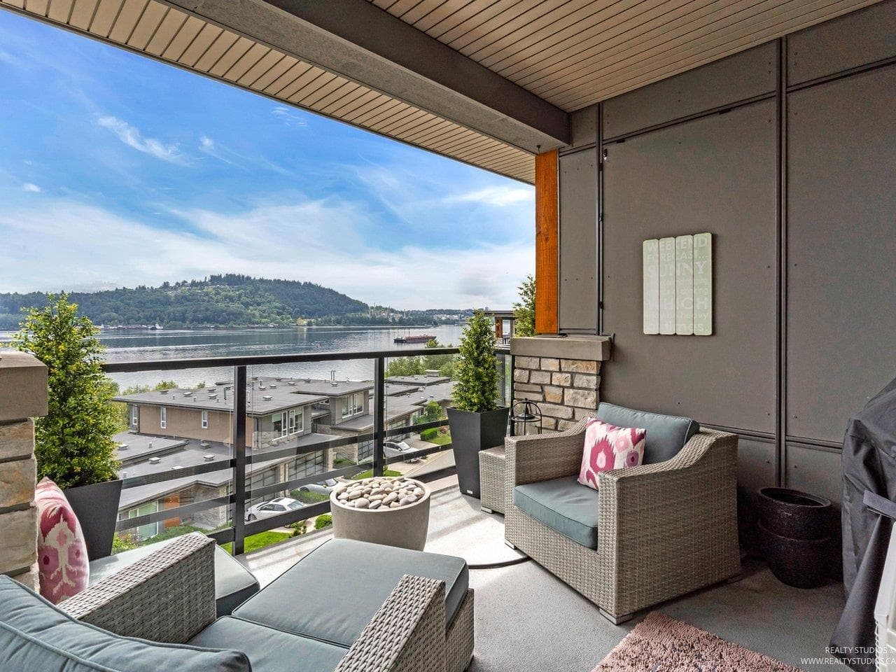 401 - 3911 Cates Landing Way, North Vancouver, V7G 0A6 — photo 3