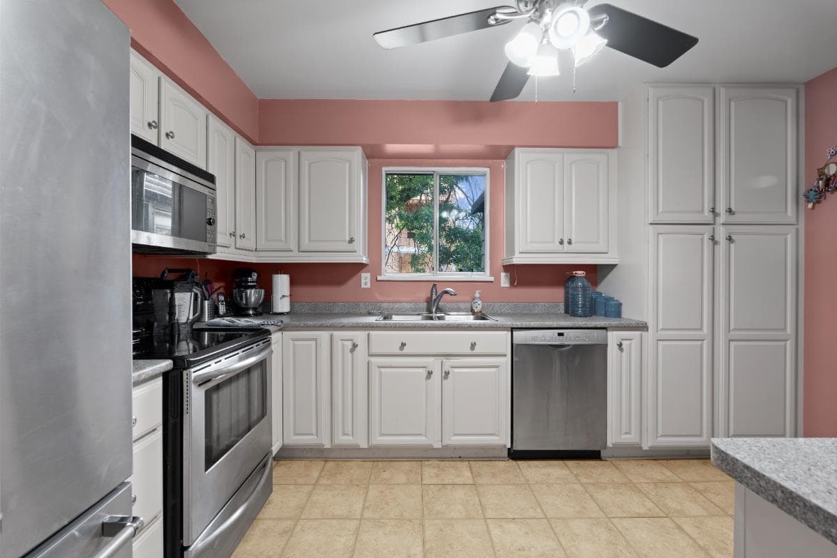 11829 218 Street, Maple Ridge, V2X 7W1 — photo 3