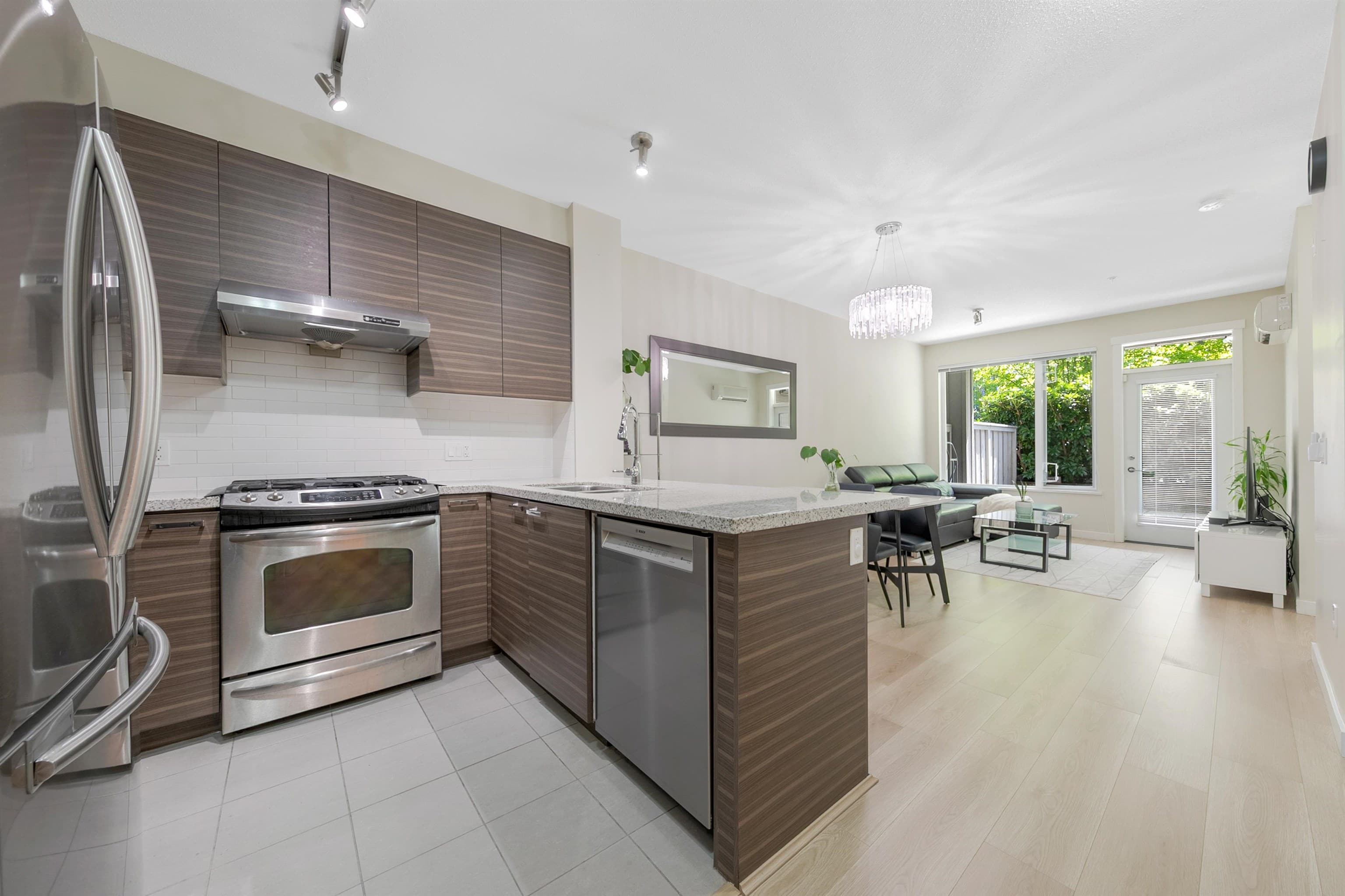 125 - 9388 Mckim Way, Richmond, V6X 0J7 — photo 2