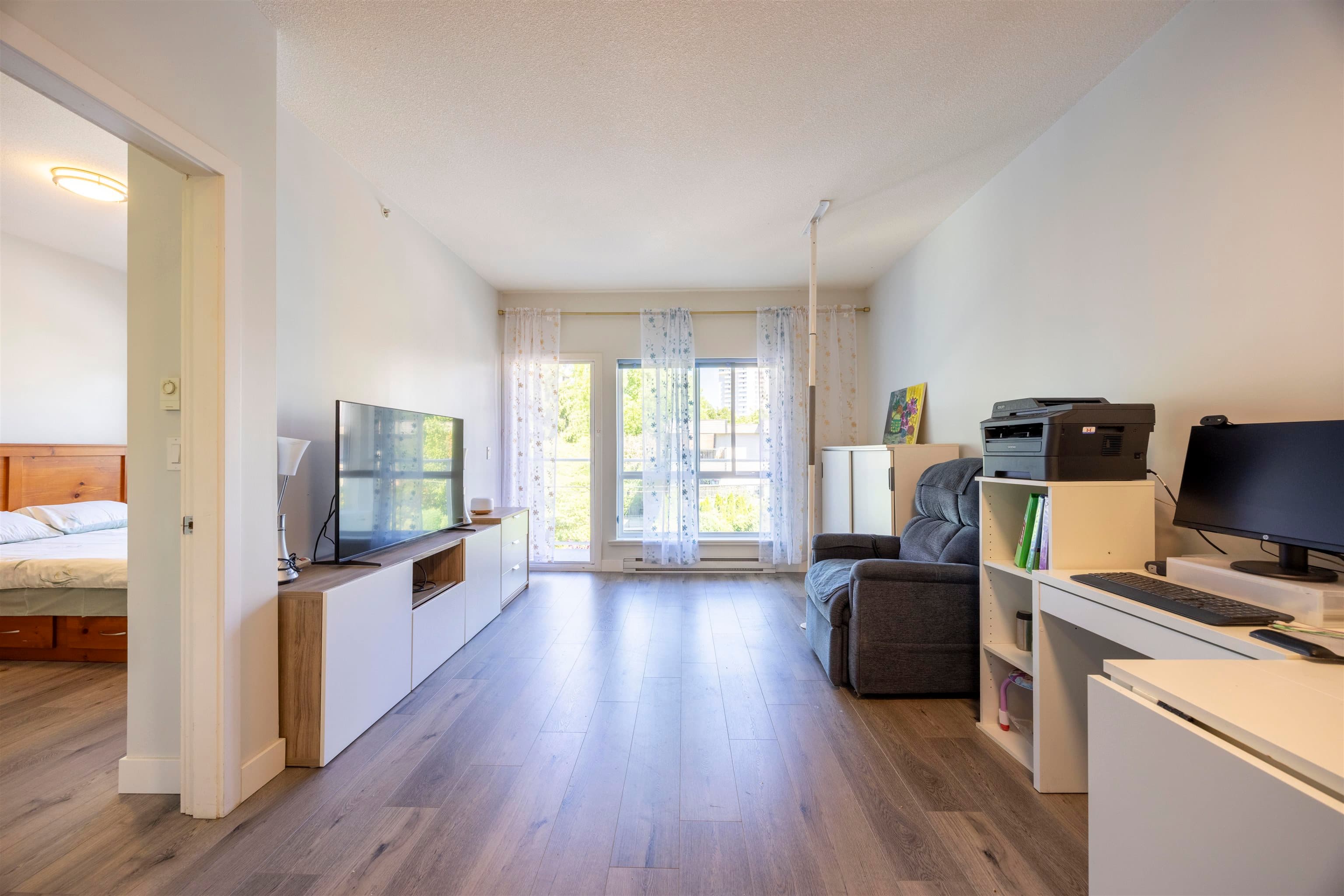 310 - 5655 Inman Avenue, Burnaby, V5H 2M2 — photo 4