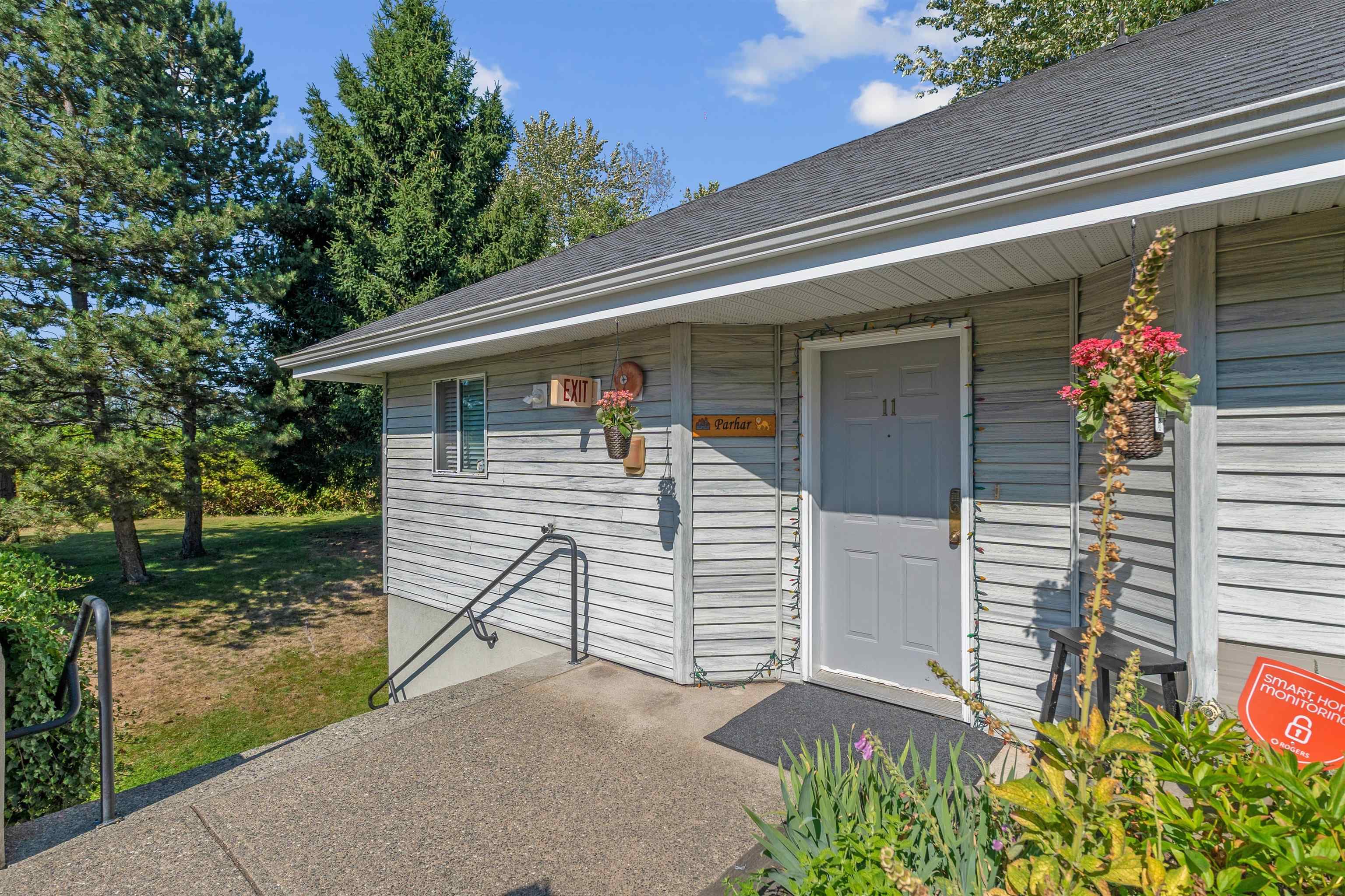 11 - 13670 84 Avenue, Surrey